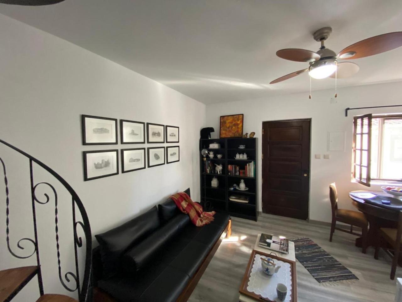 One-Bedroom House - Photo 20