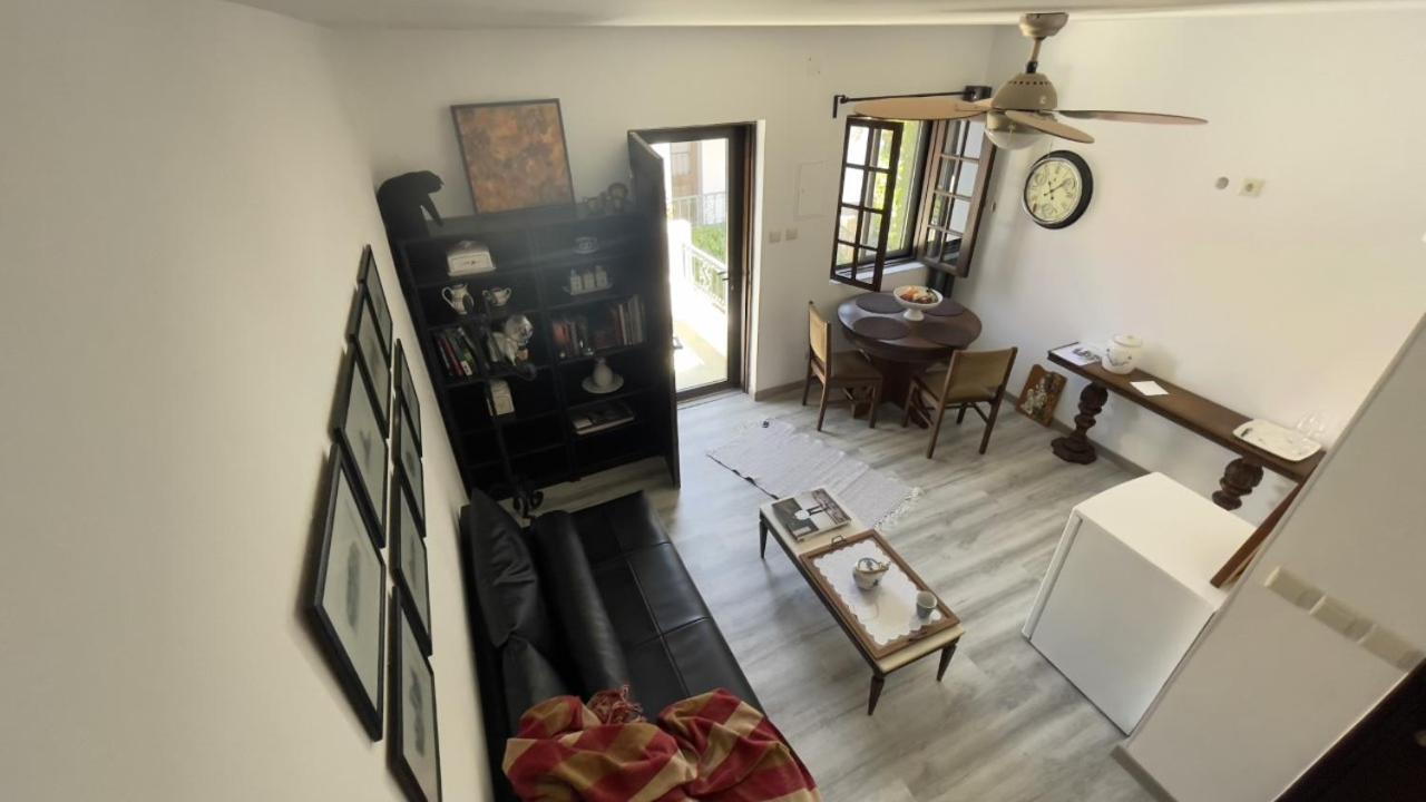 One-Bedroom House - Photo 73