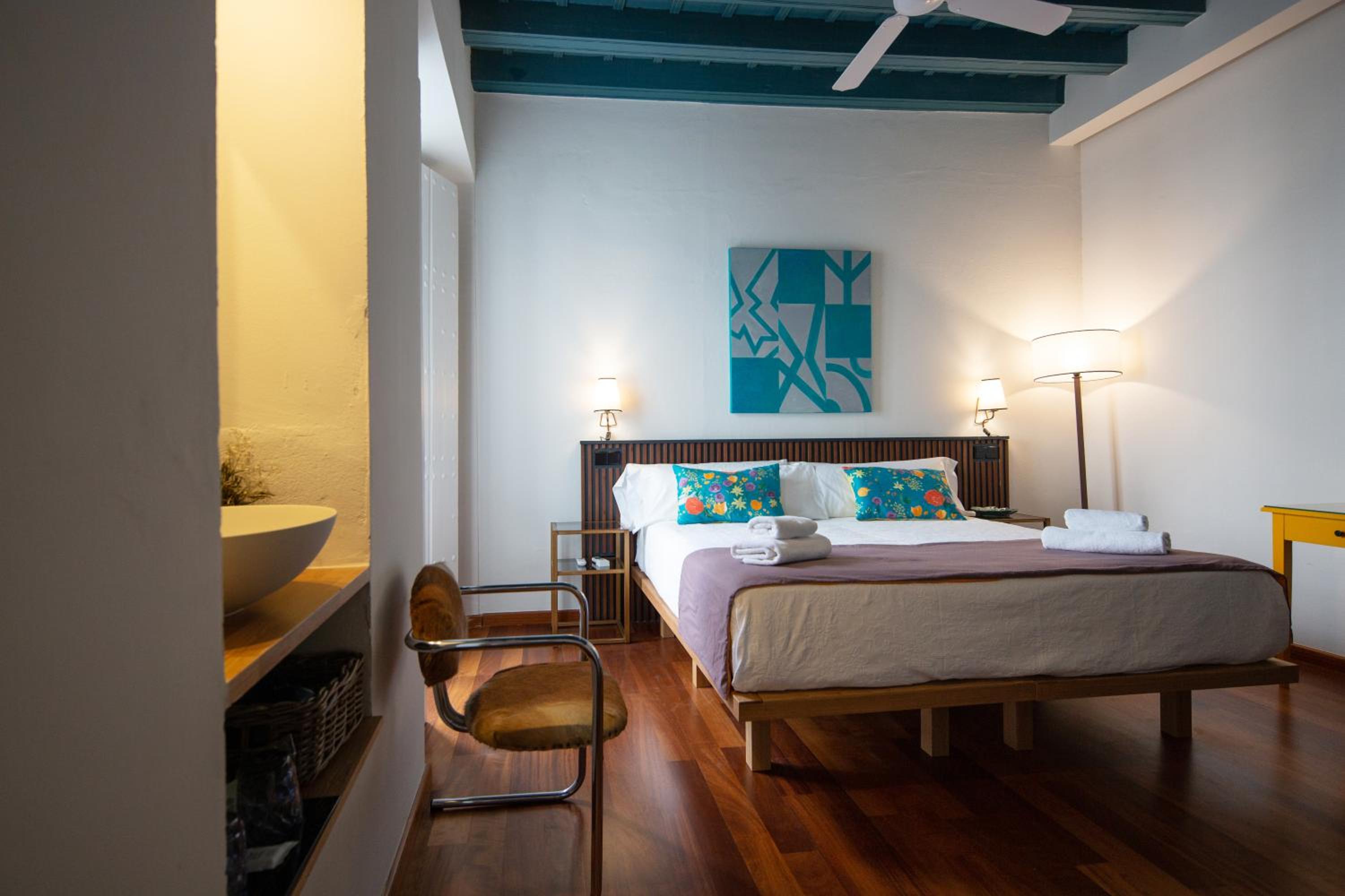 Superior Double Room - Photo 10