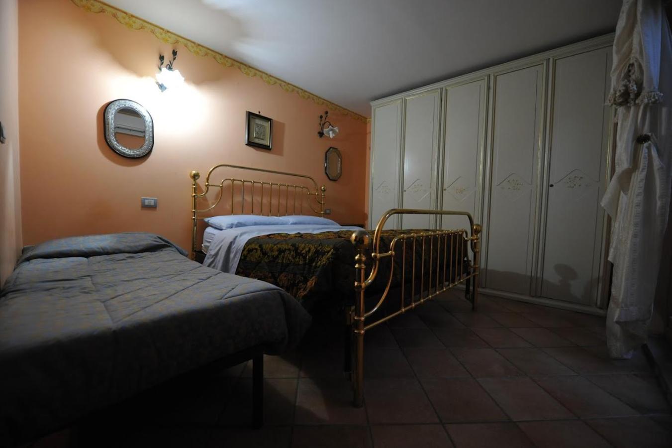 Basic Triple Room