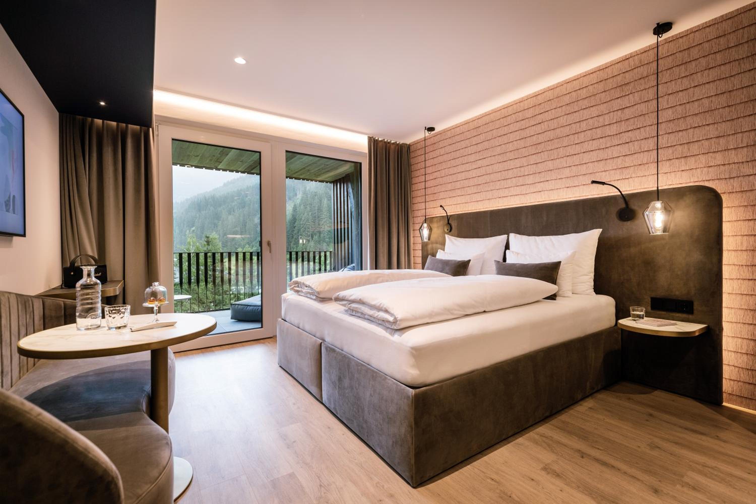Double Room - Photo 12