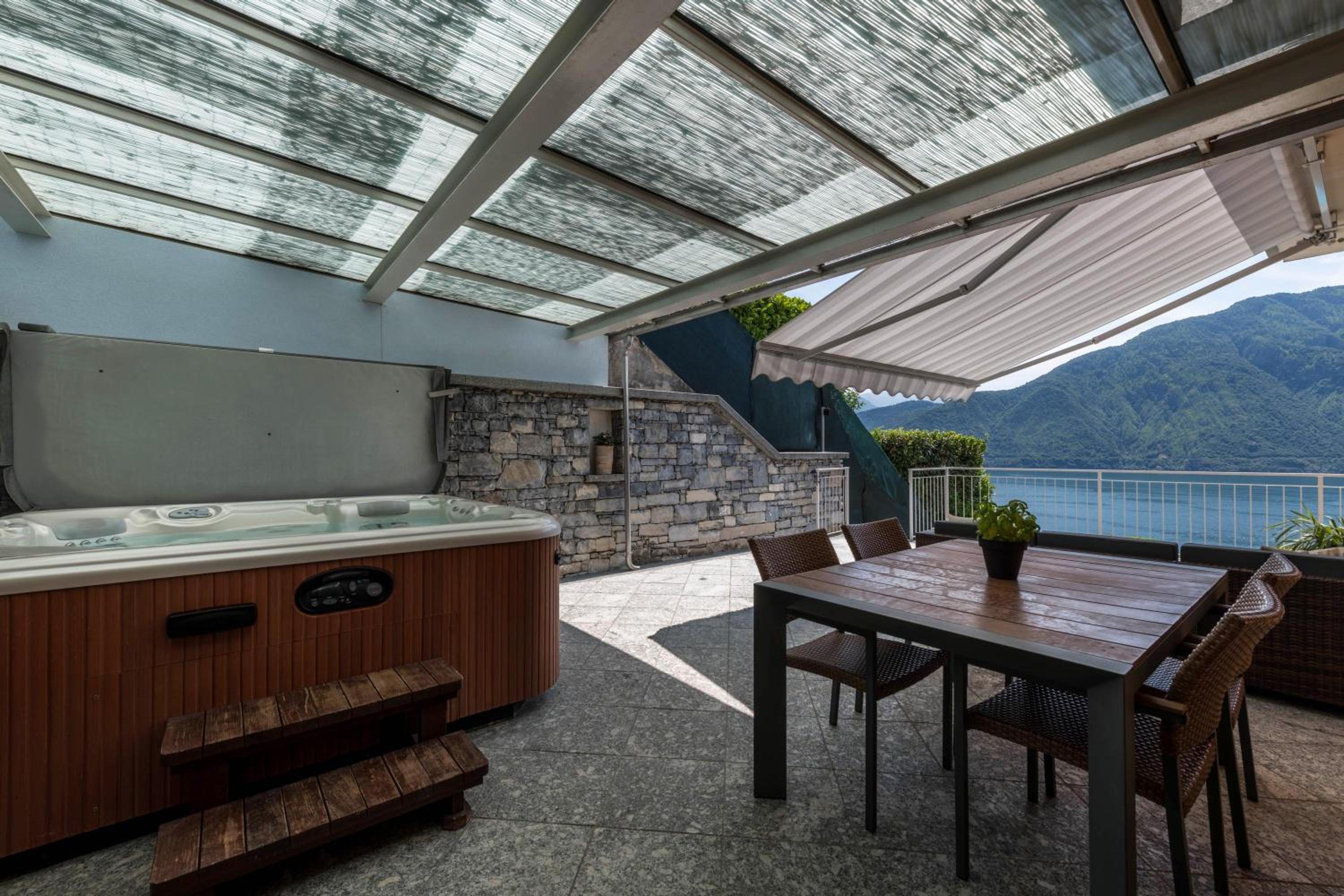Villa with Garden View - Photo 13