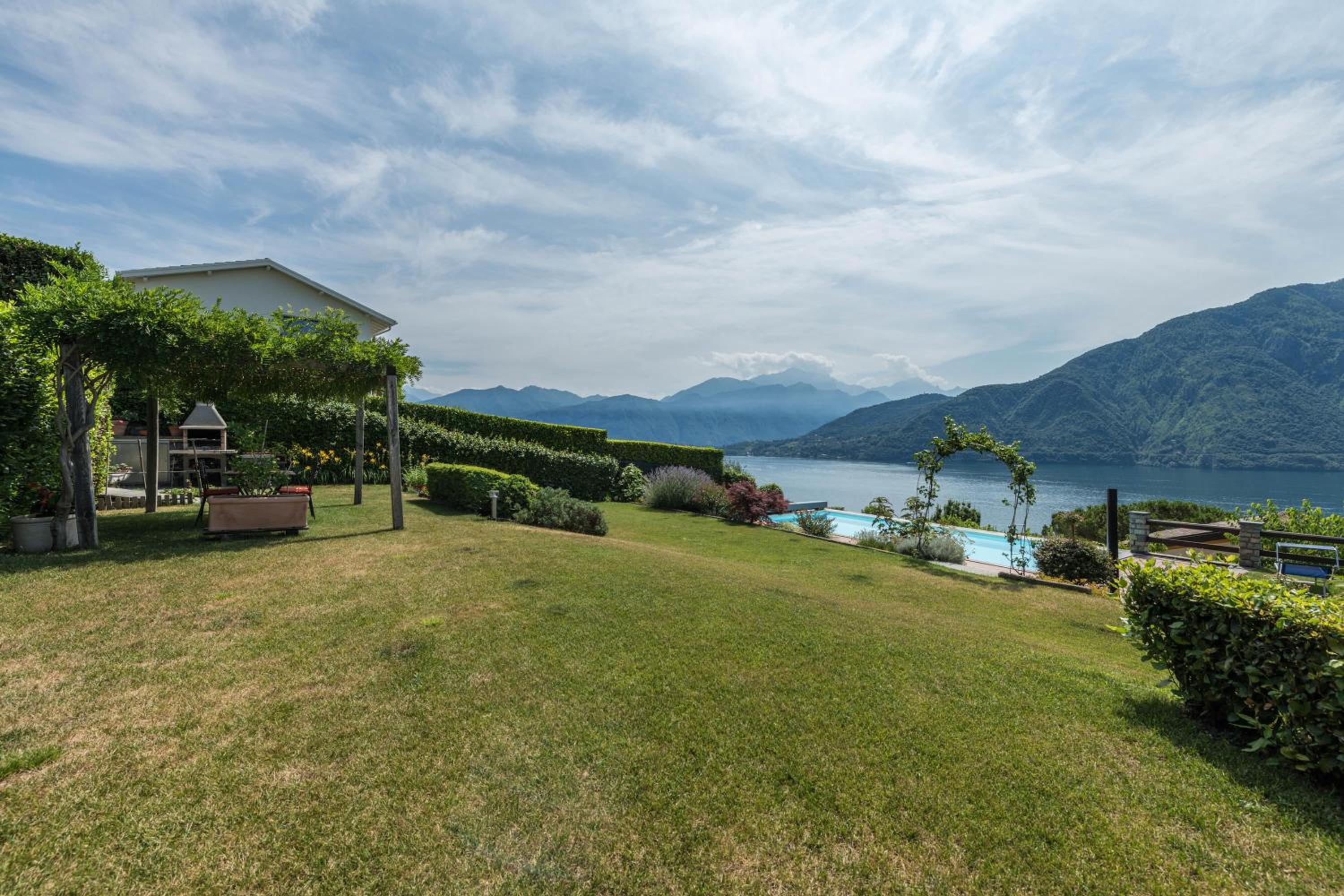 Villa with Garden View - Photo 20