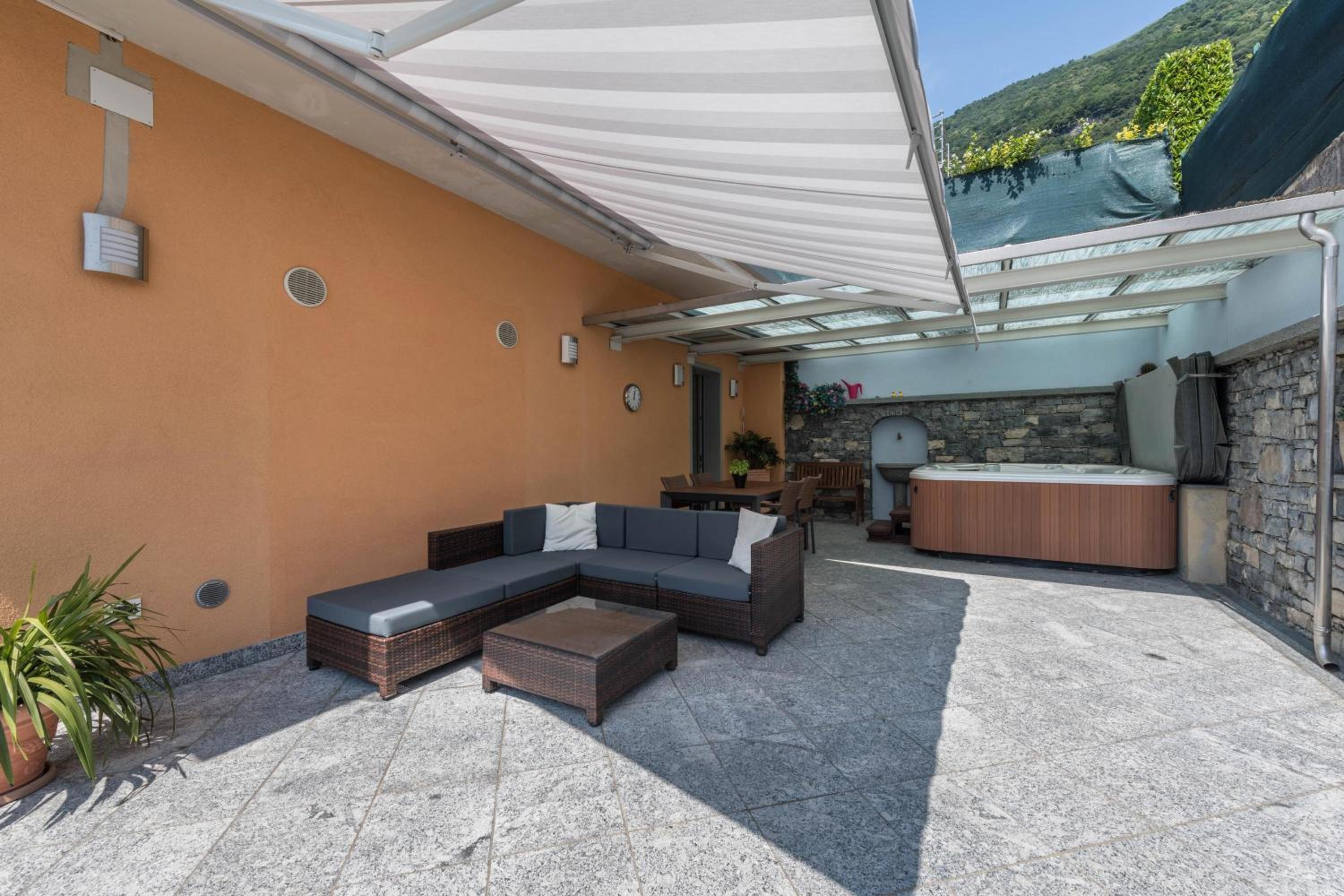 Villa with Garden View - Photo 12