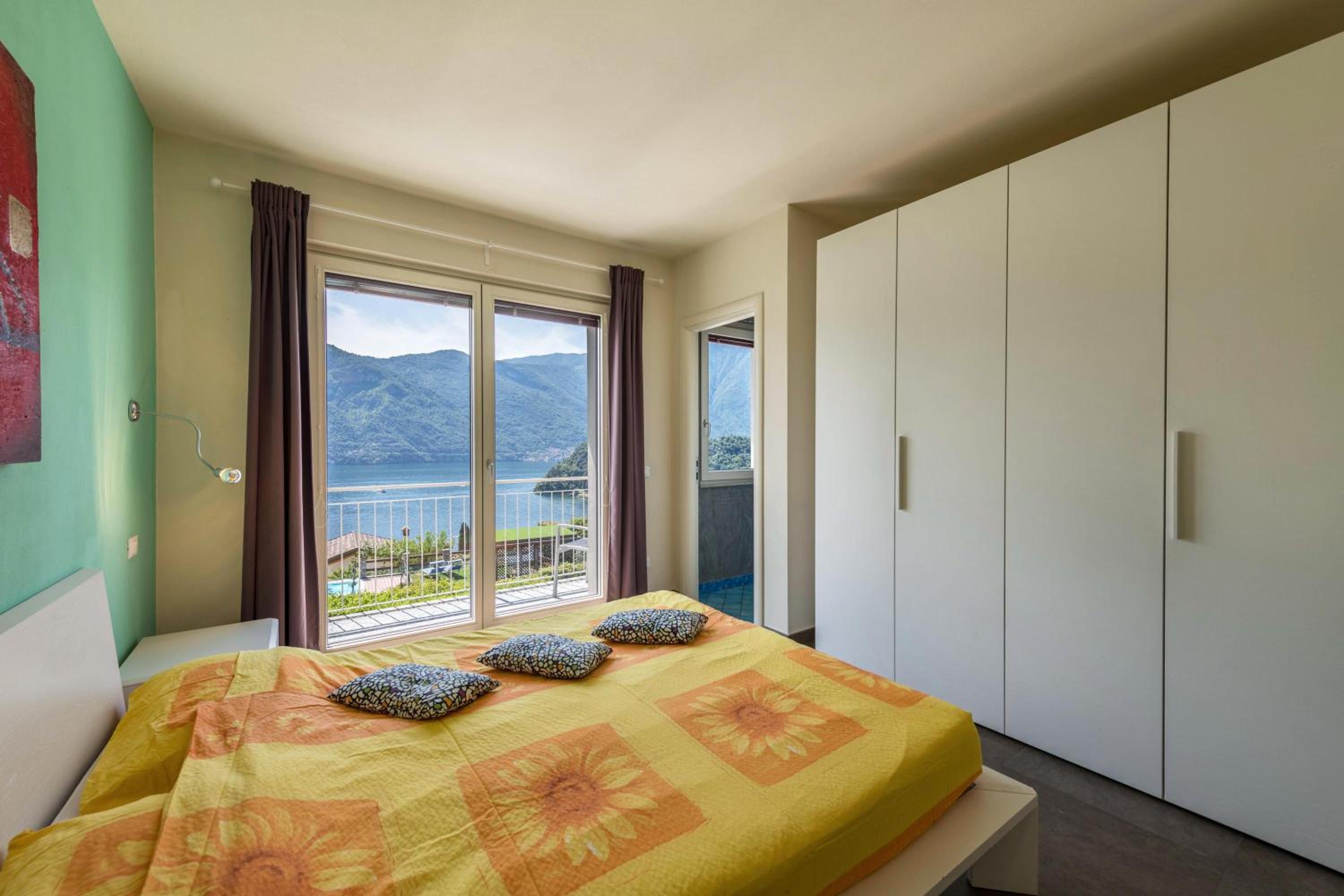 Villa with Garden View - Photo 3
