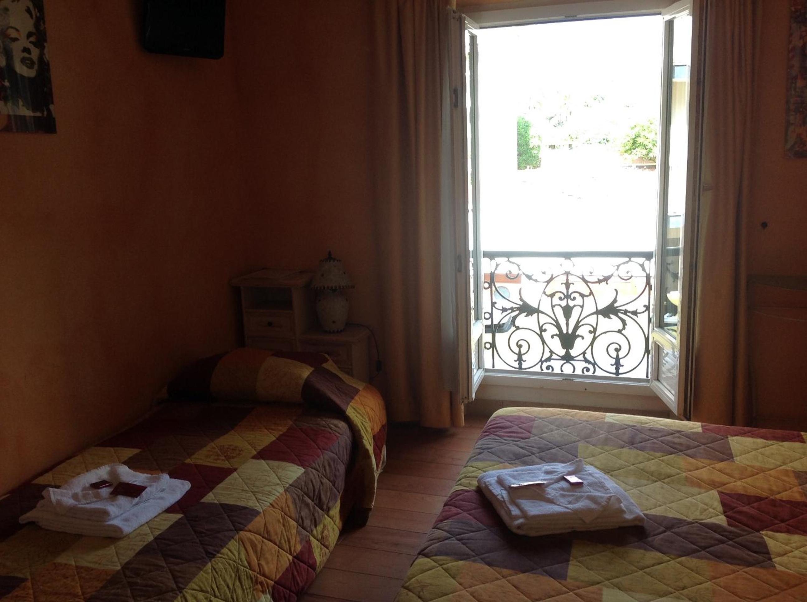 Comfort Triple Room photo 3