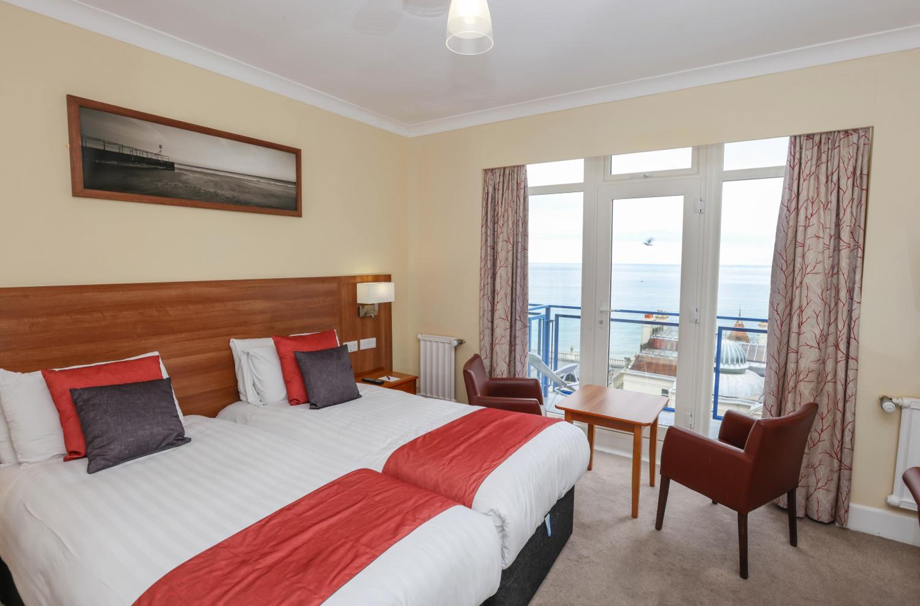 Double or Twin Room with Balcony - No Dogs - Photo 1