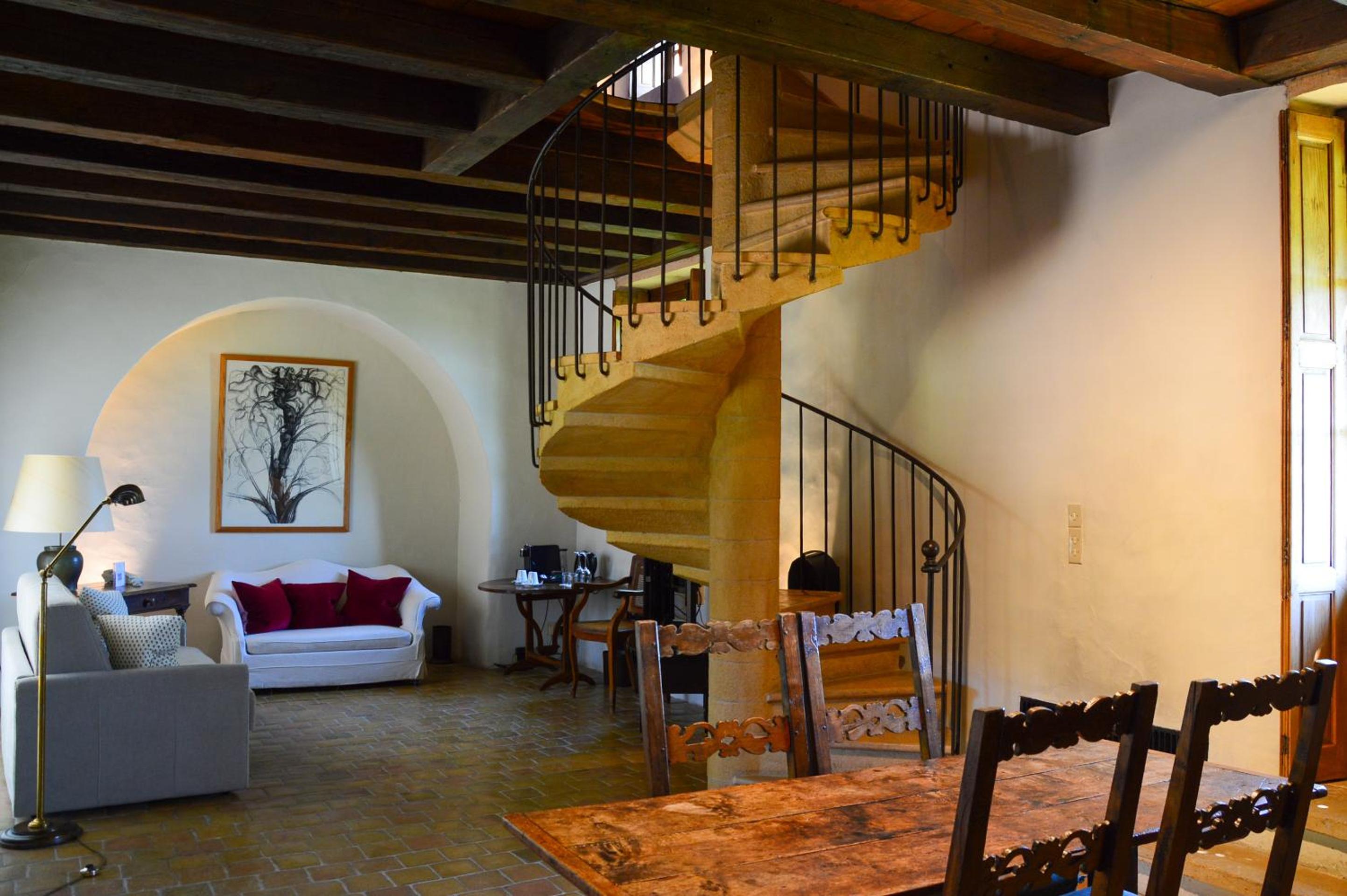 Garden Suite- Claude Camus photo 1