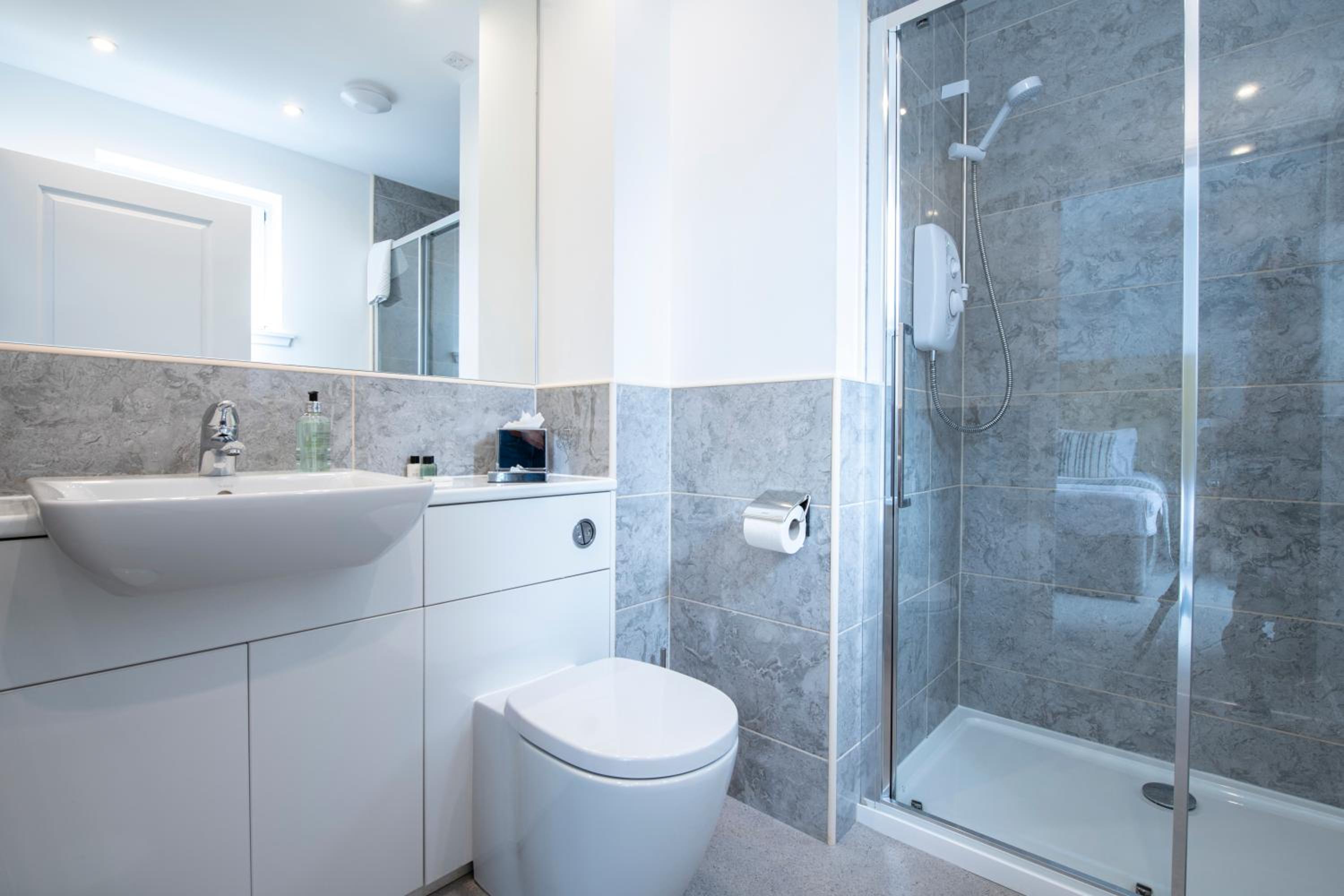 Two Bedroom Apartment at Hedgefield location photo 3