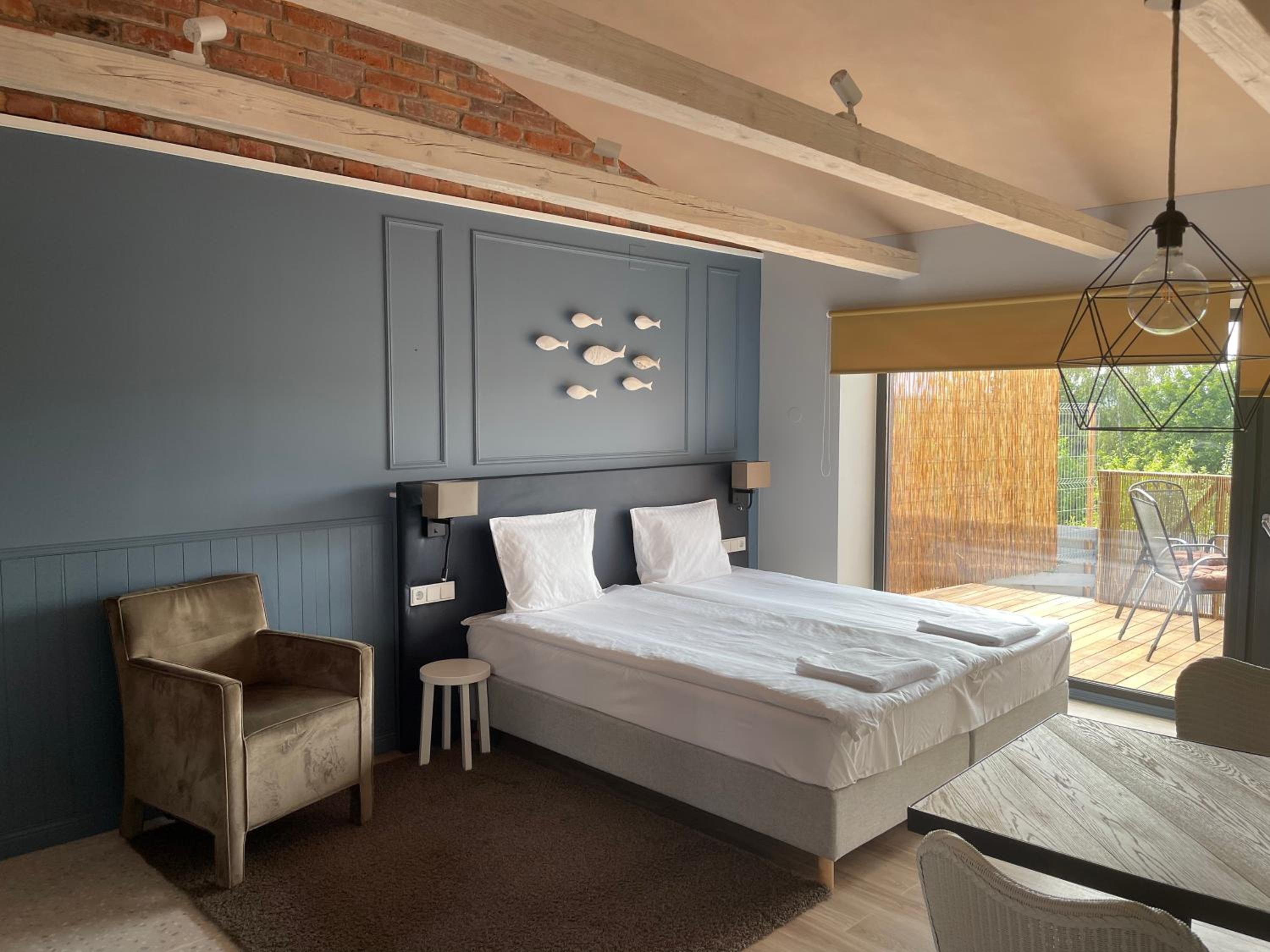 Deluxe Double Room with Balcony - Photo 1