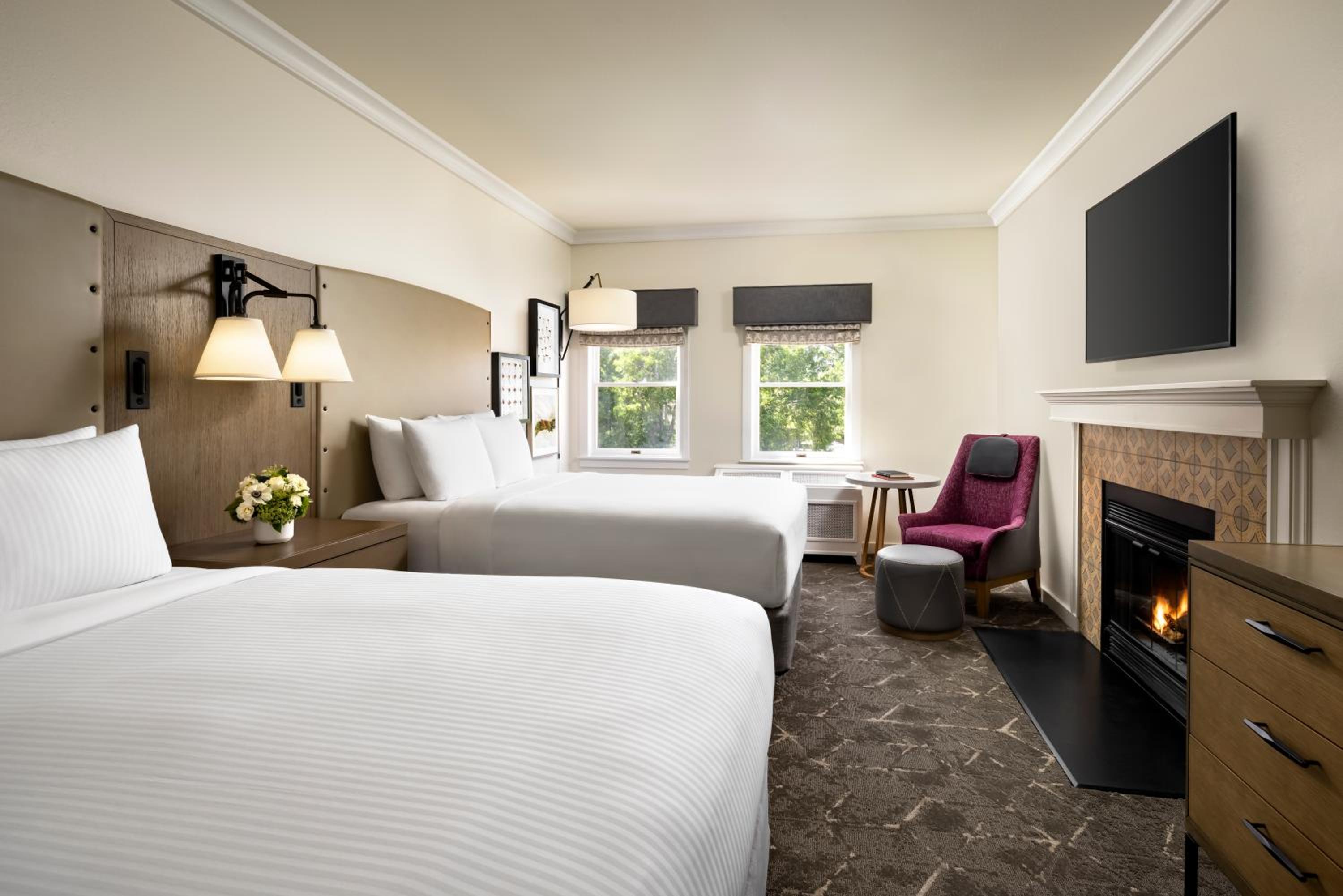 Deluxe Queen Room with Two Queen Beds, Fireplace and Garden View - Photo 1