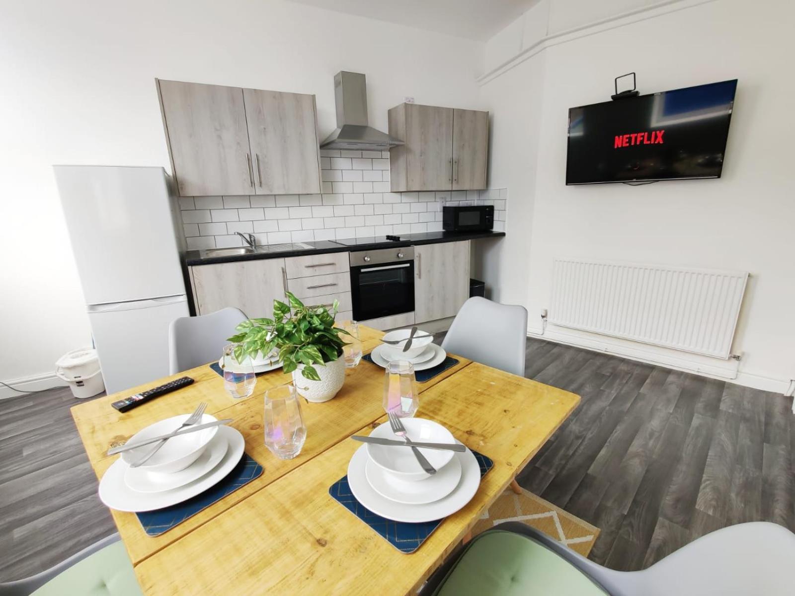 Apartment - Ground Floor photo 2