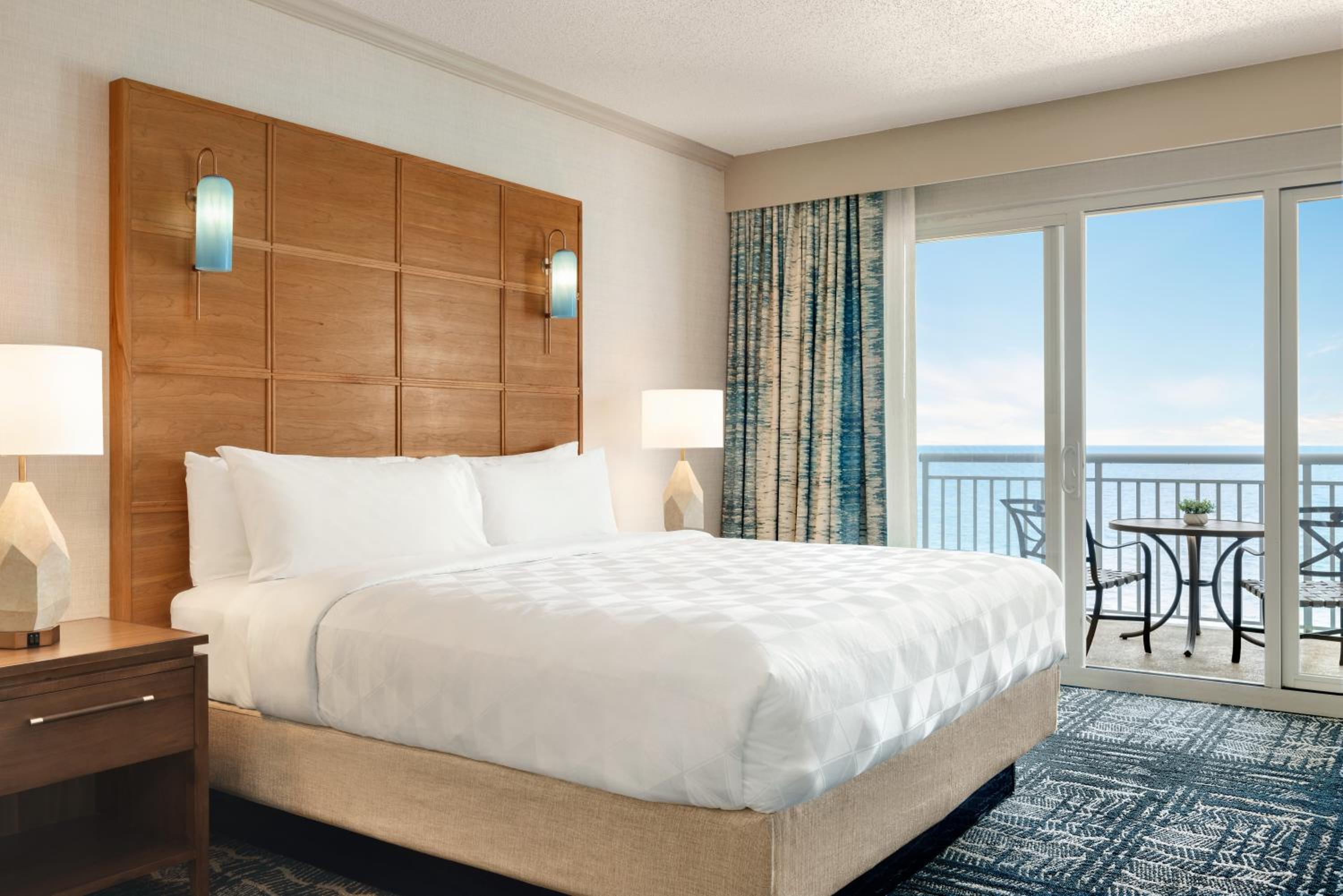 Superior King Suite - Non-Smoking - Photo 1