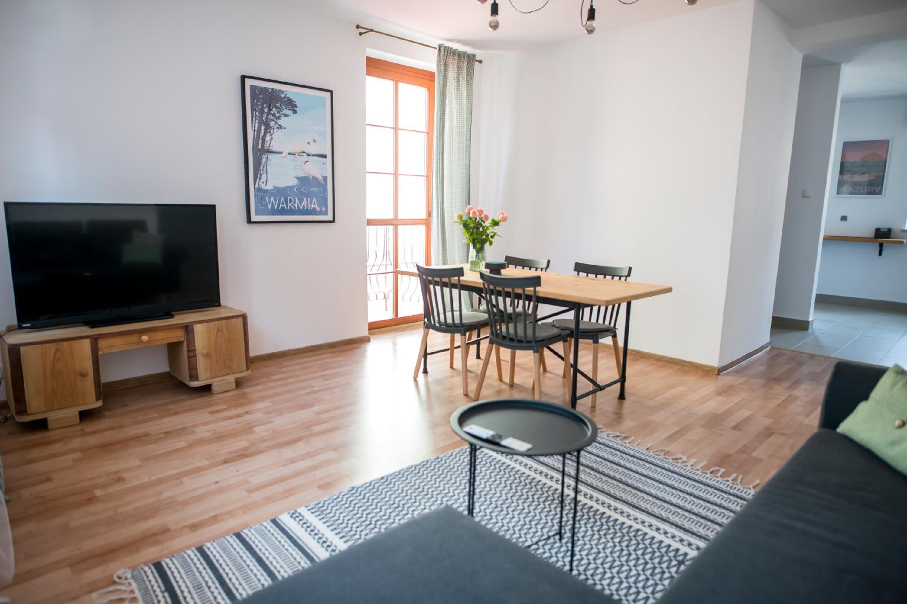 One-Bedroom Apartment - Photo 6