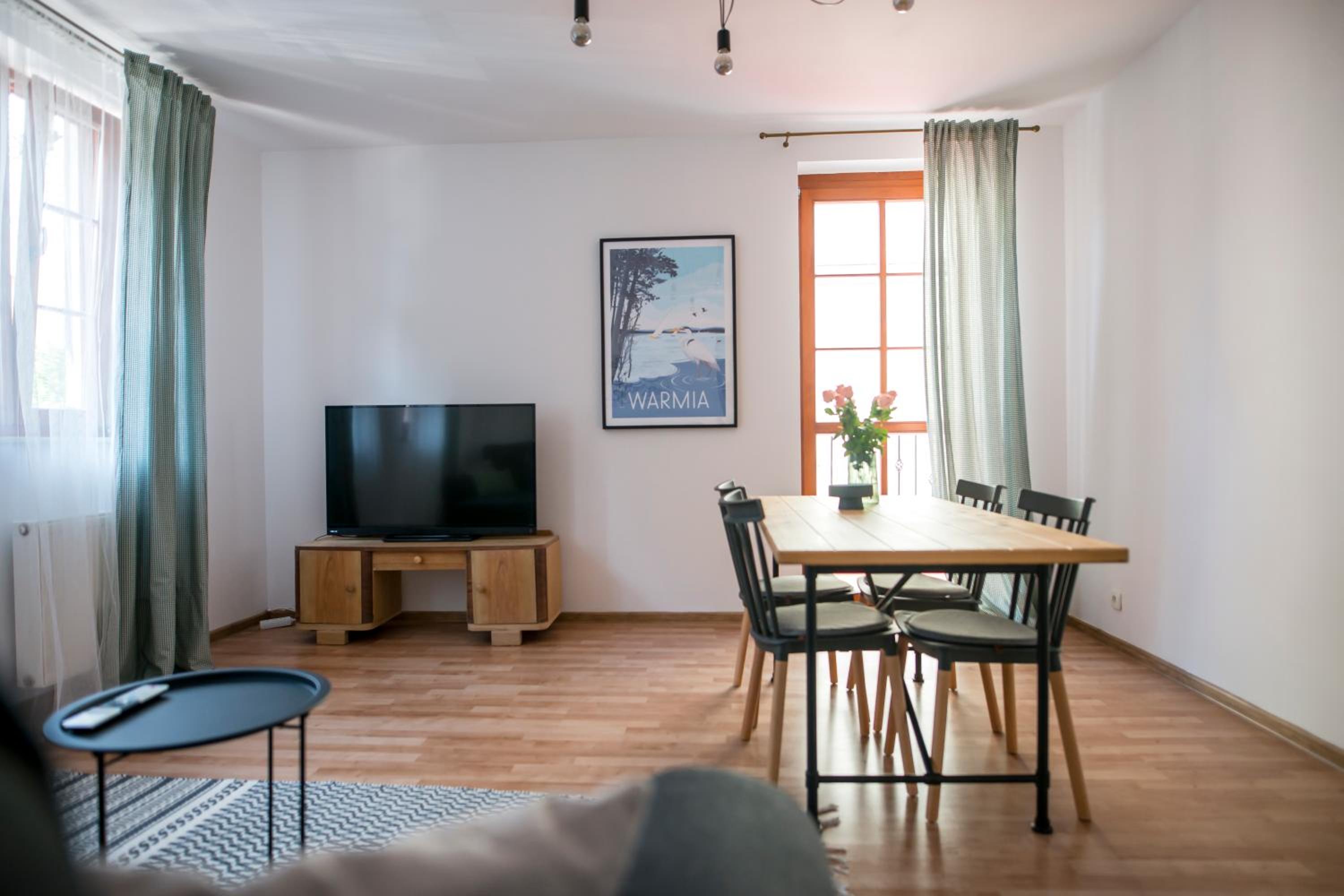 One-Bedroom Apartment - Photo 4