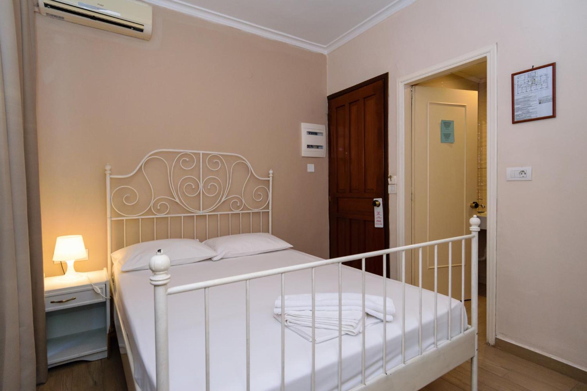 Economy Single Room
