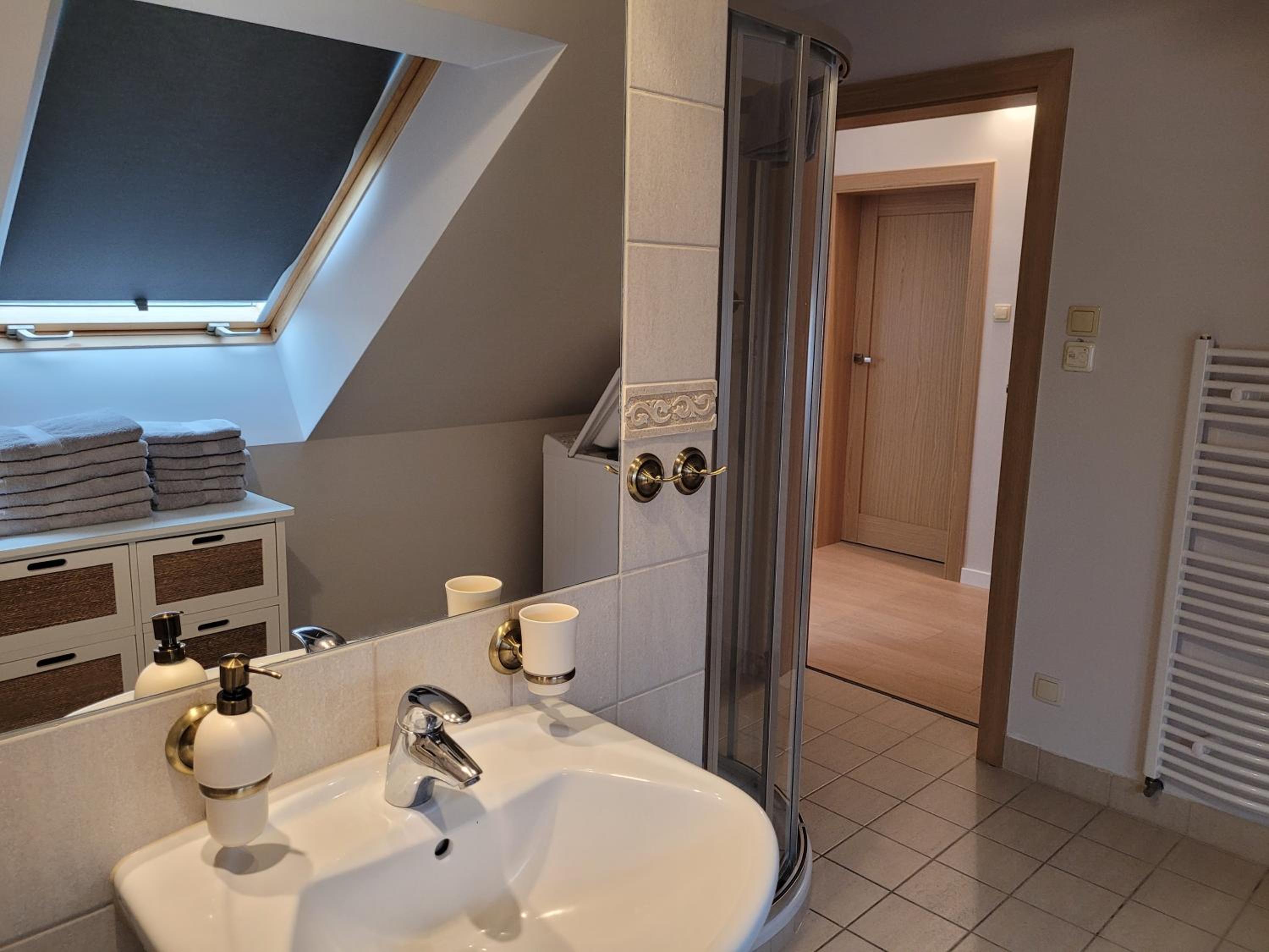 Three-Bedroom Apartment - Photo 14
