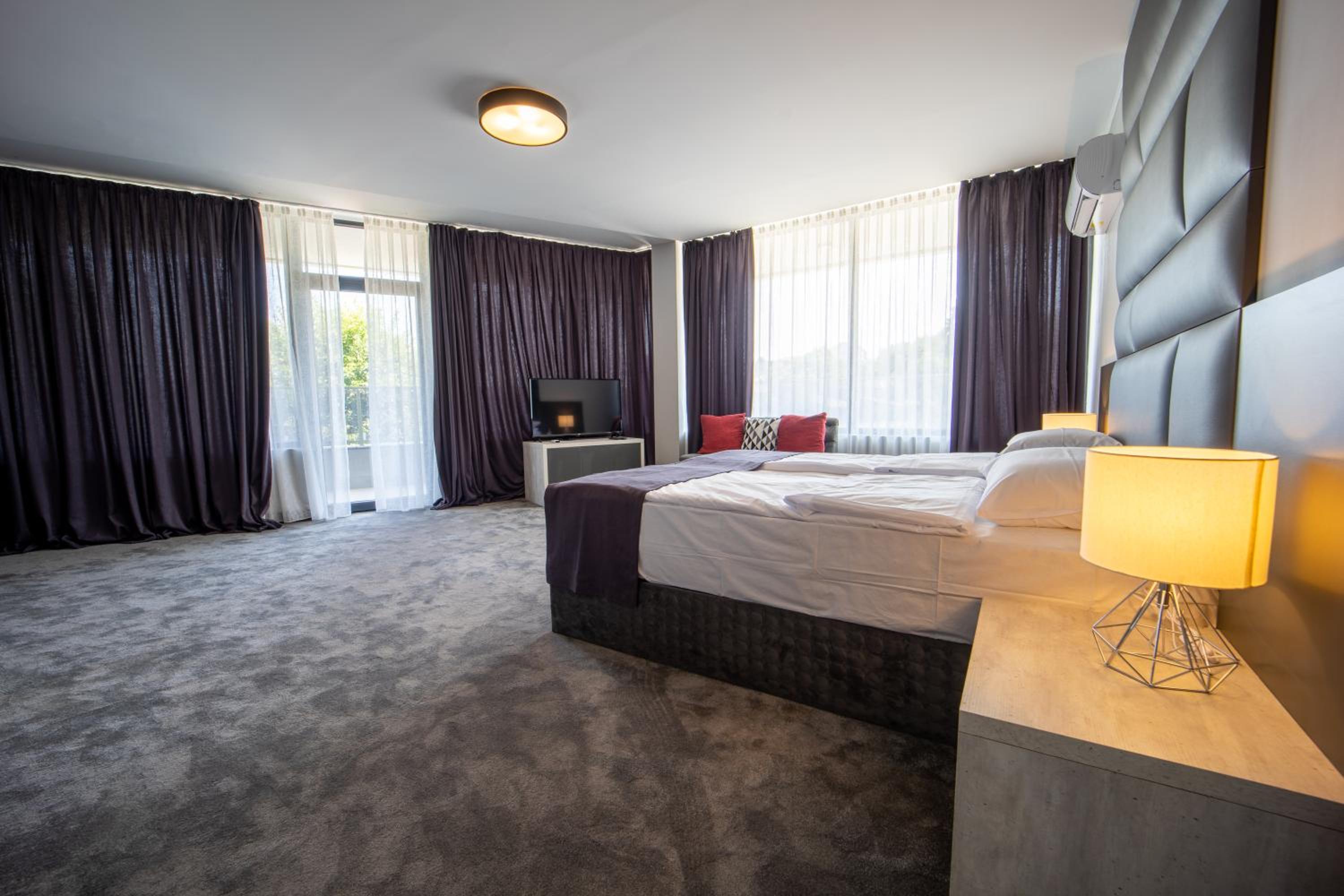 Deluxe Twin Room - Photo 5