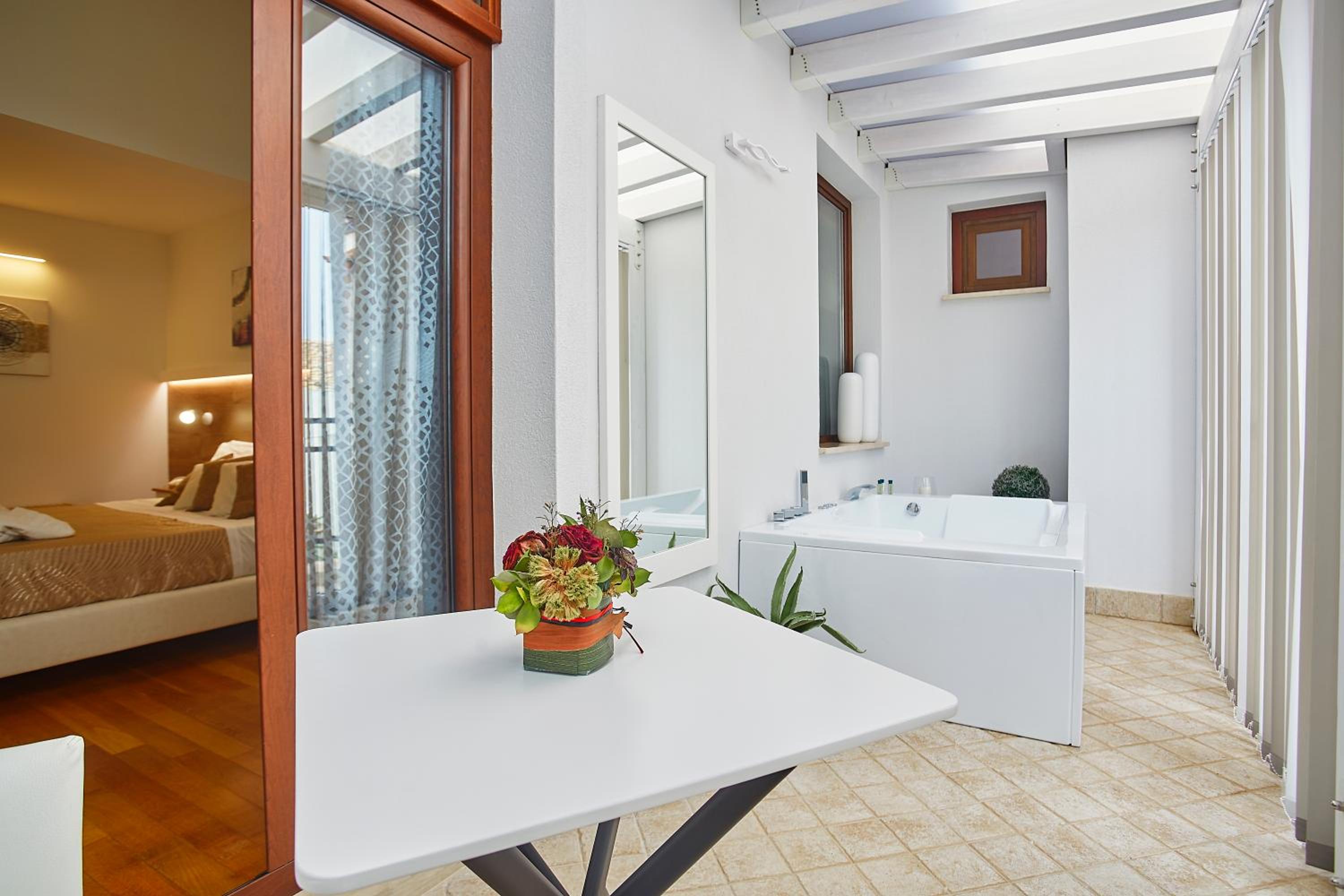 Superior Double Room with Jacuzzi