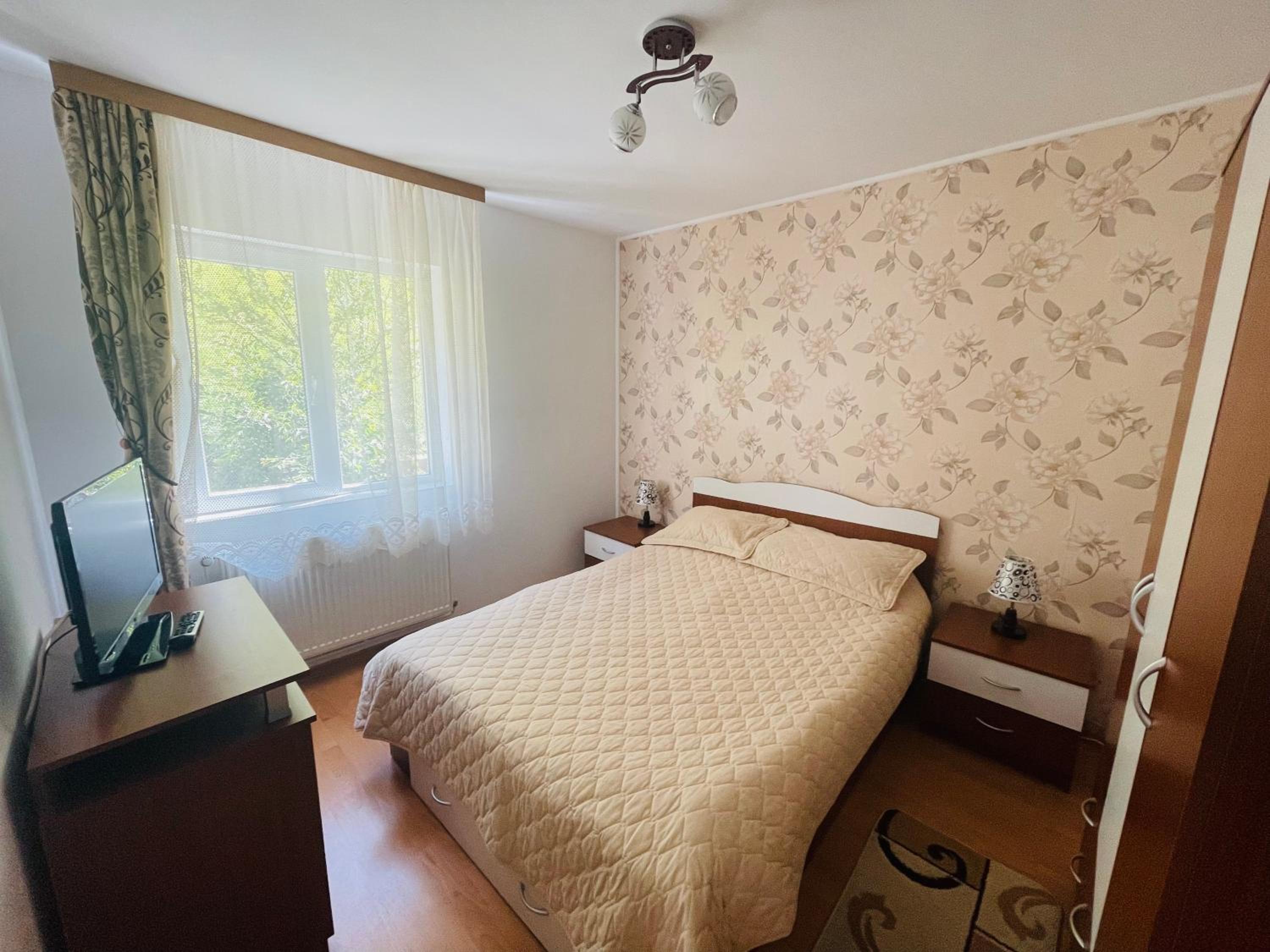 Apartment - Photo 3