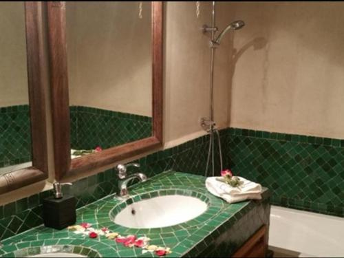 Small Double Room - Photo 2