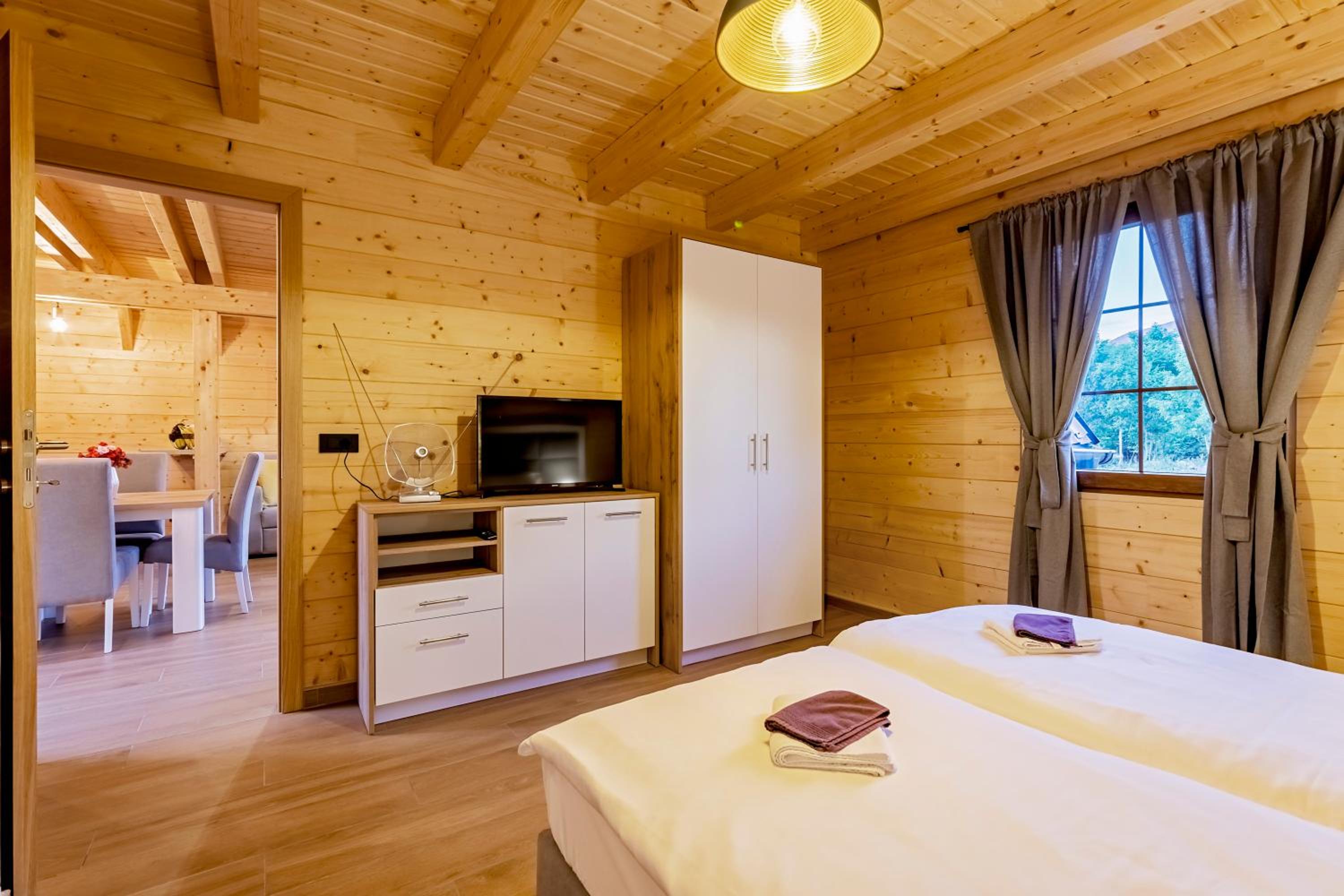 Two-Bedroom Chalet - Photo 6