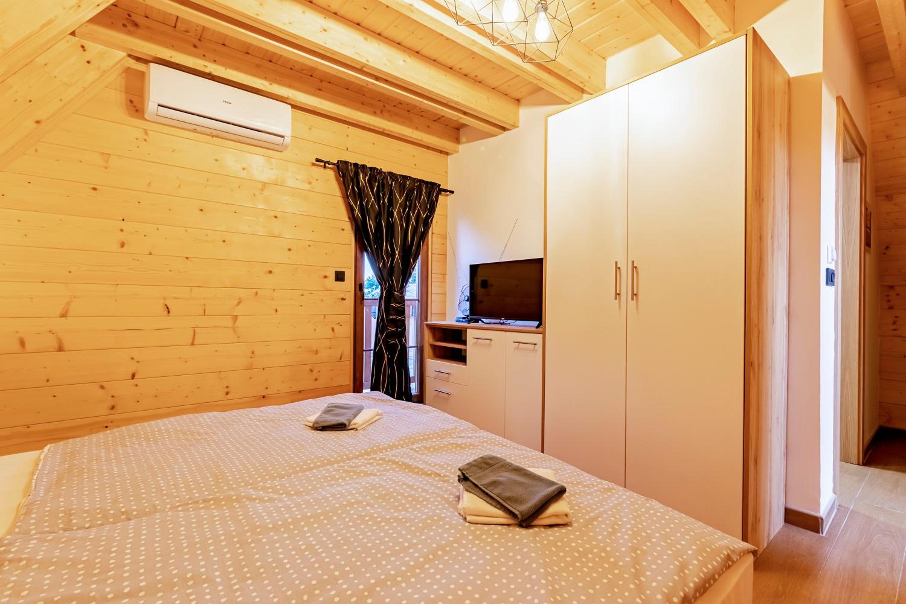 Two-Bedroom Chalet - Photo 12
