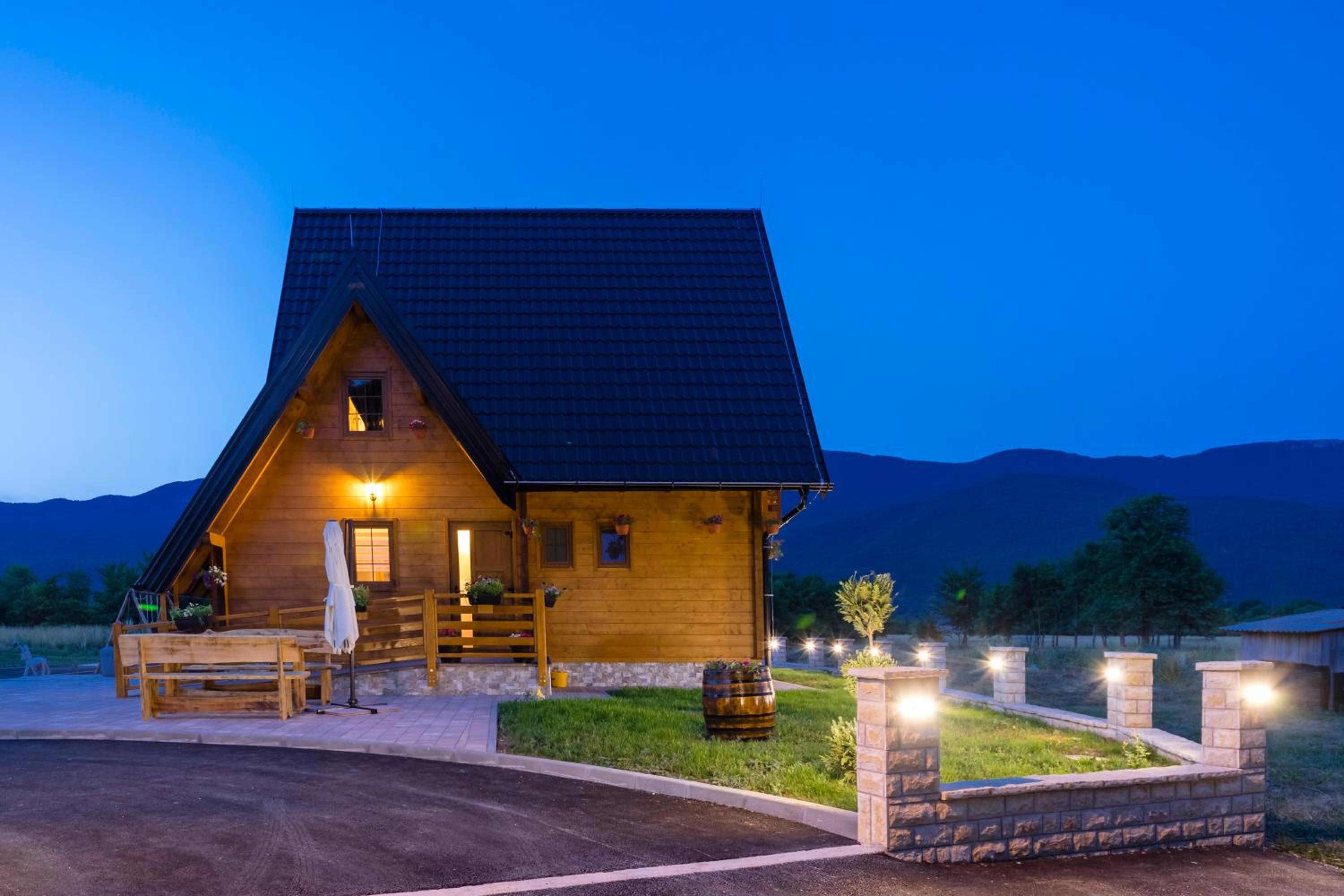 Two-Bedroom Chalet - Photo 17