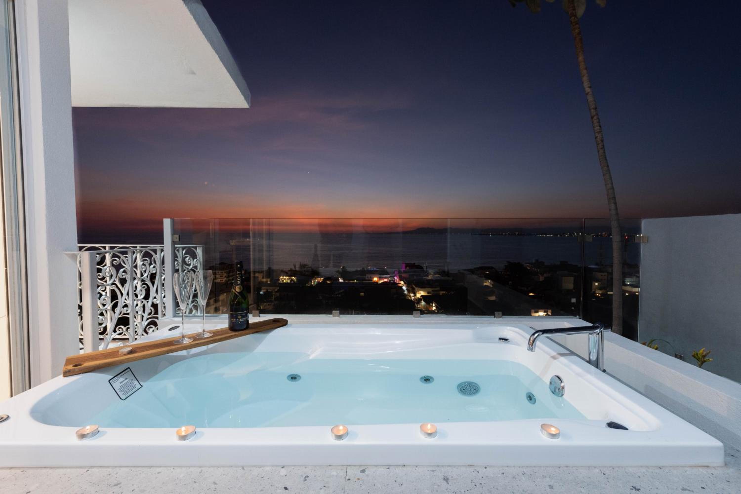 Studio with Sea View - Photo 3