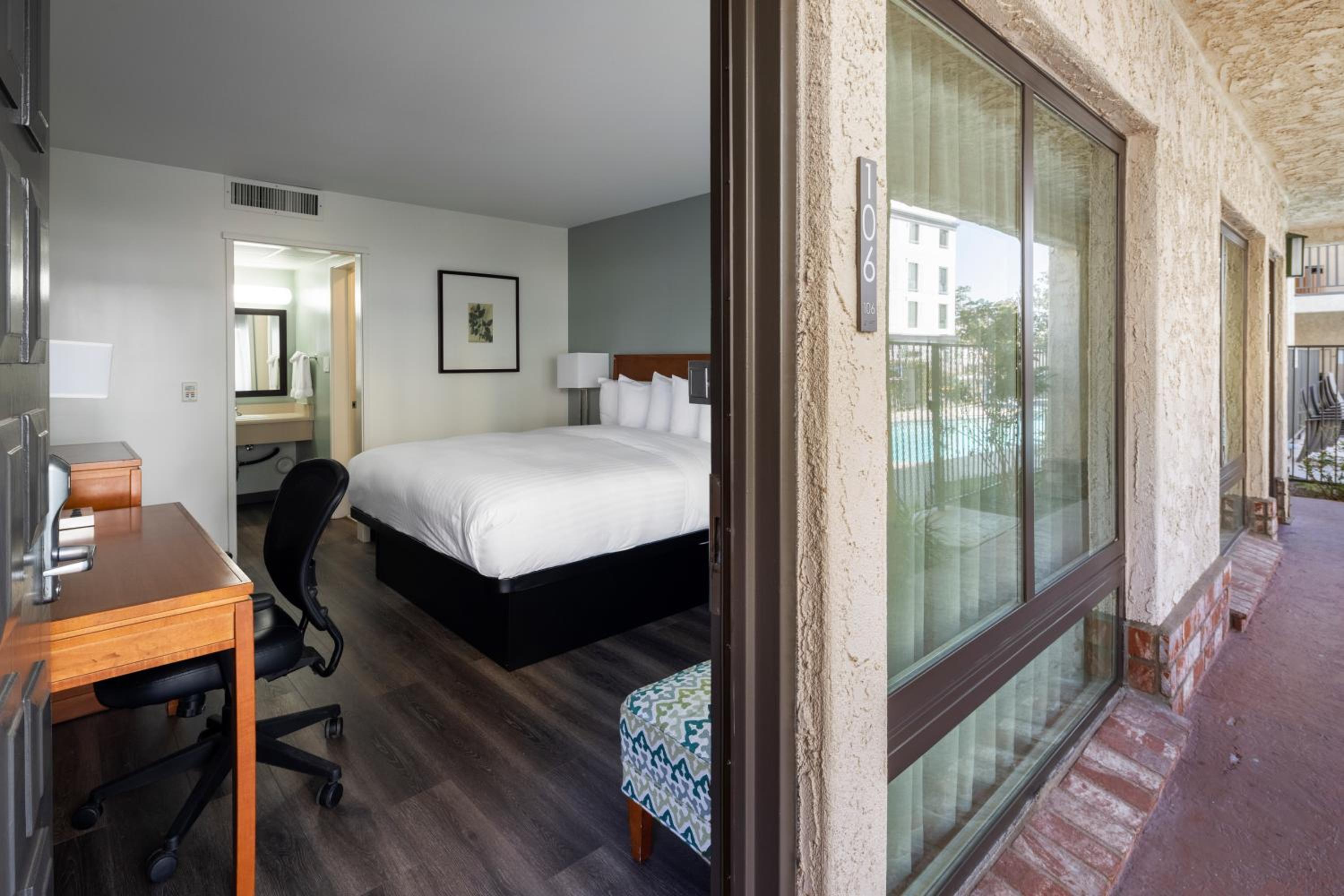 King Room - Photo 8