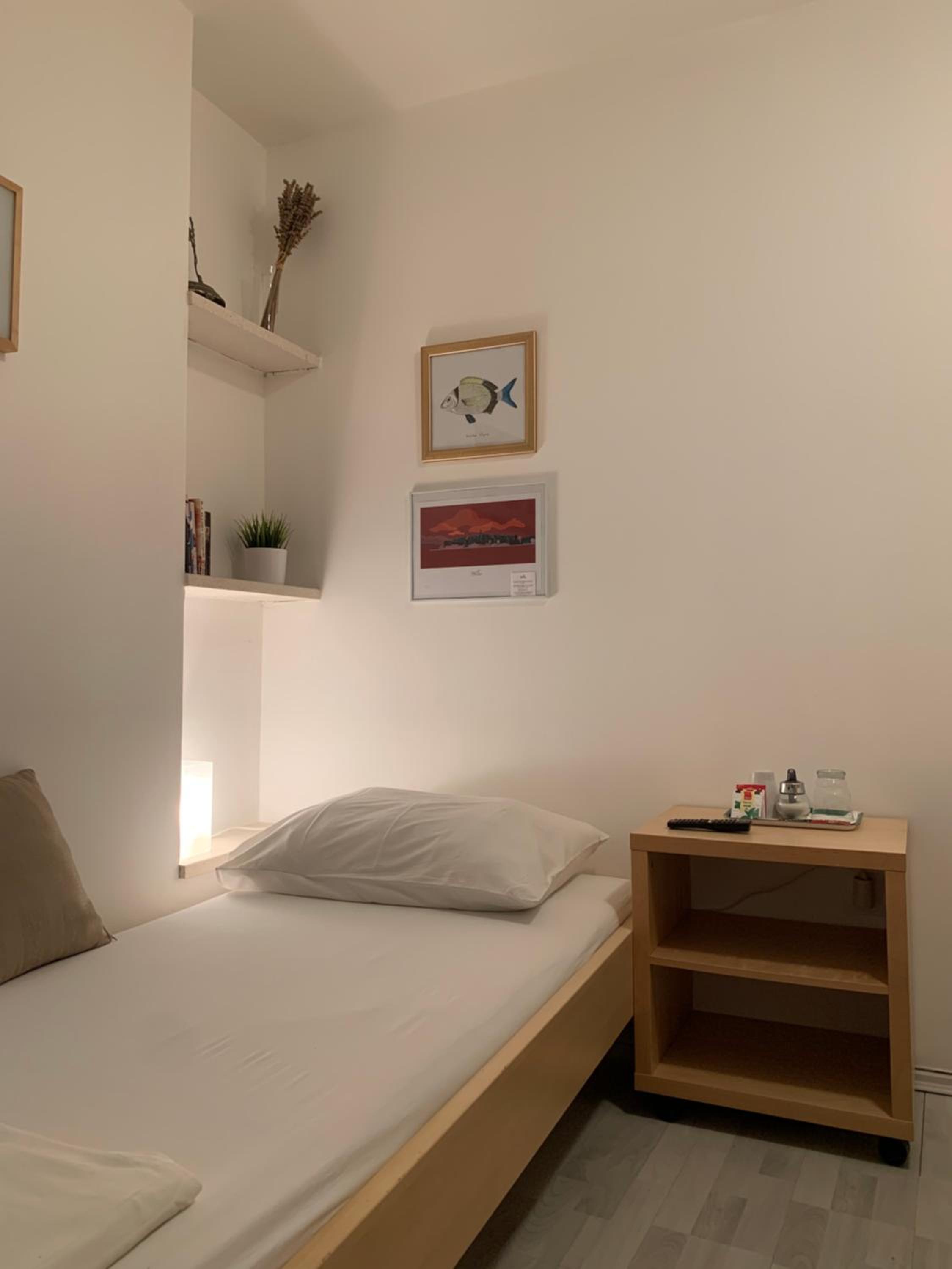 Single Room With Shared Bathroom