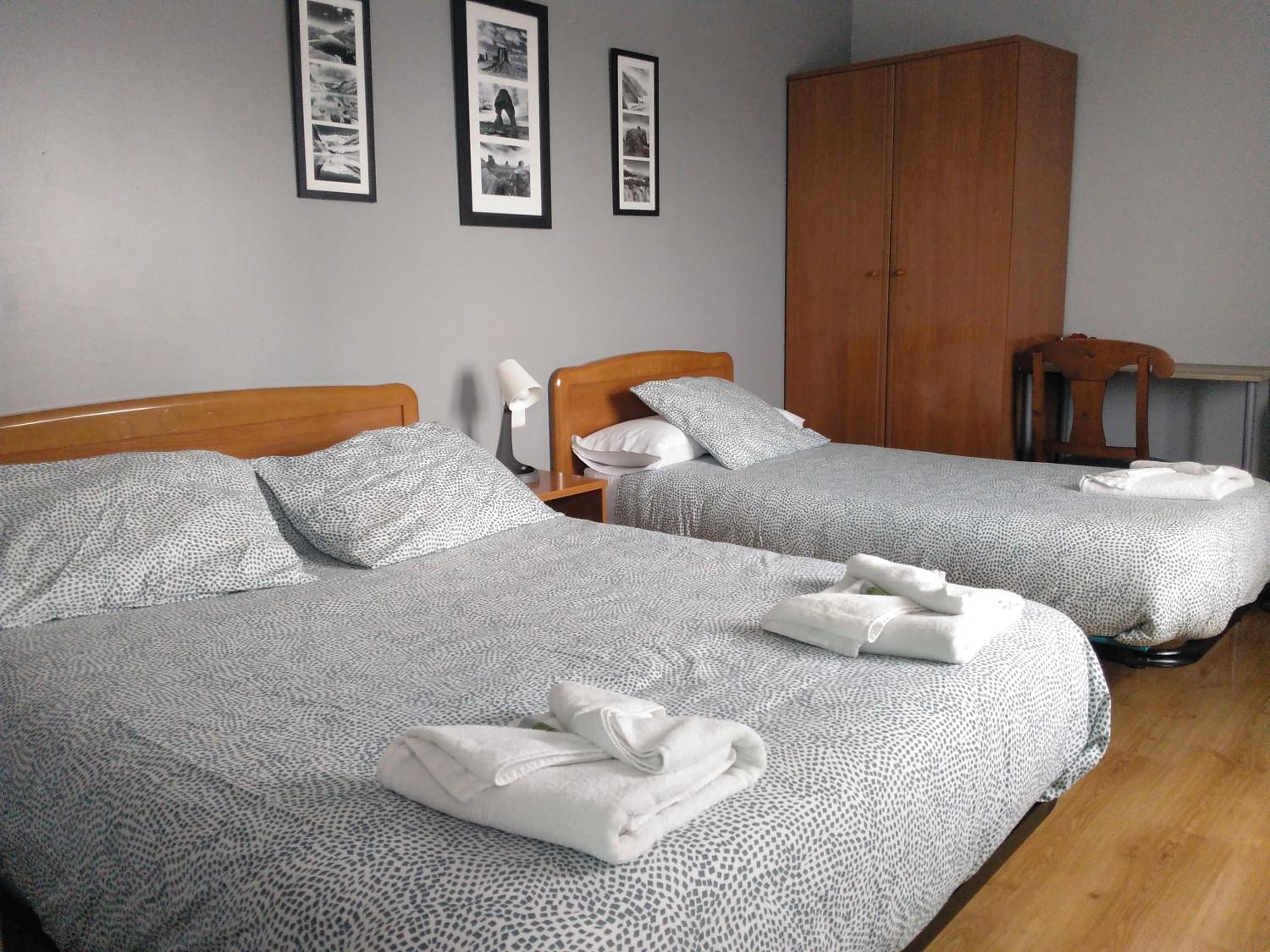 Habitación Familiar Con Baño Privado