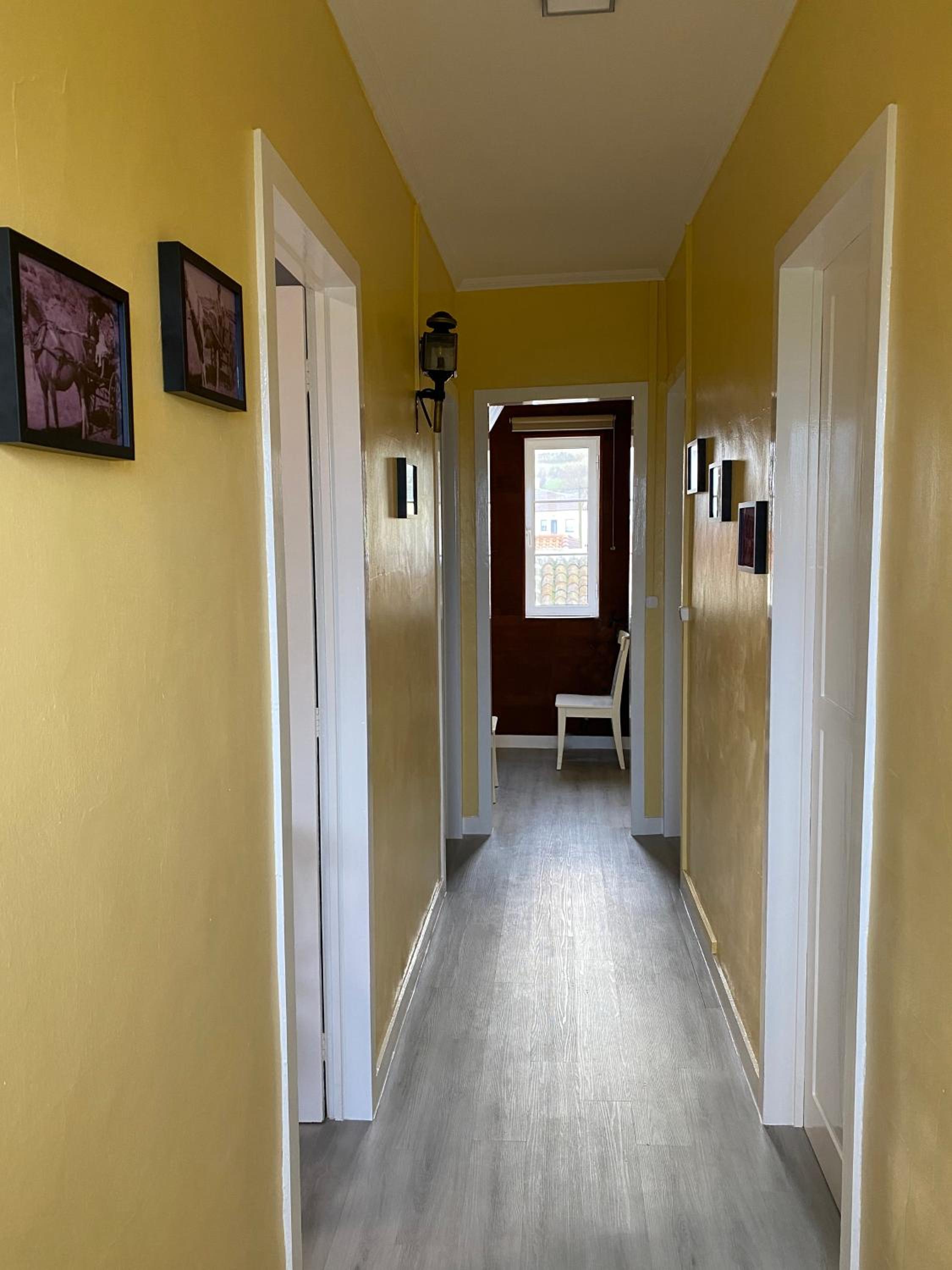 Three-Bedroom Townhouse - Photo 18