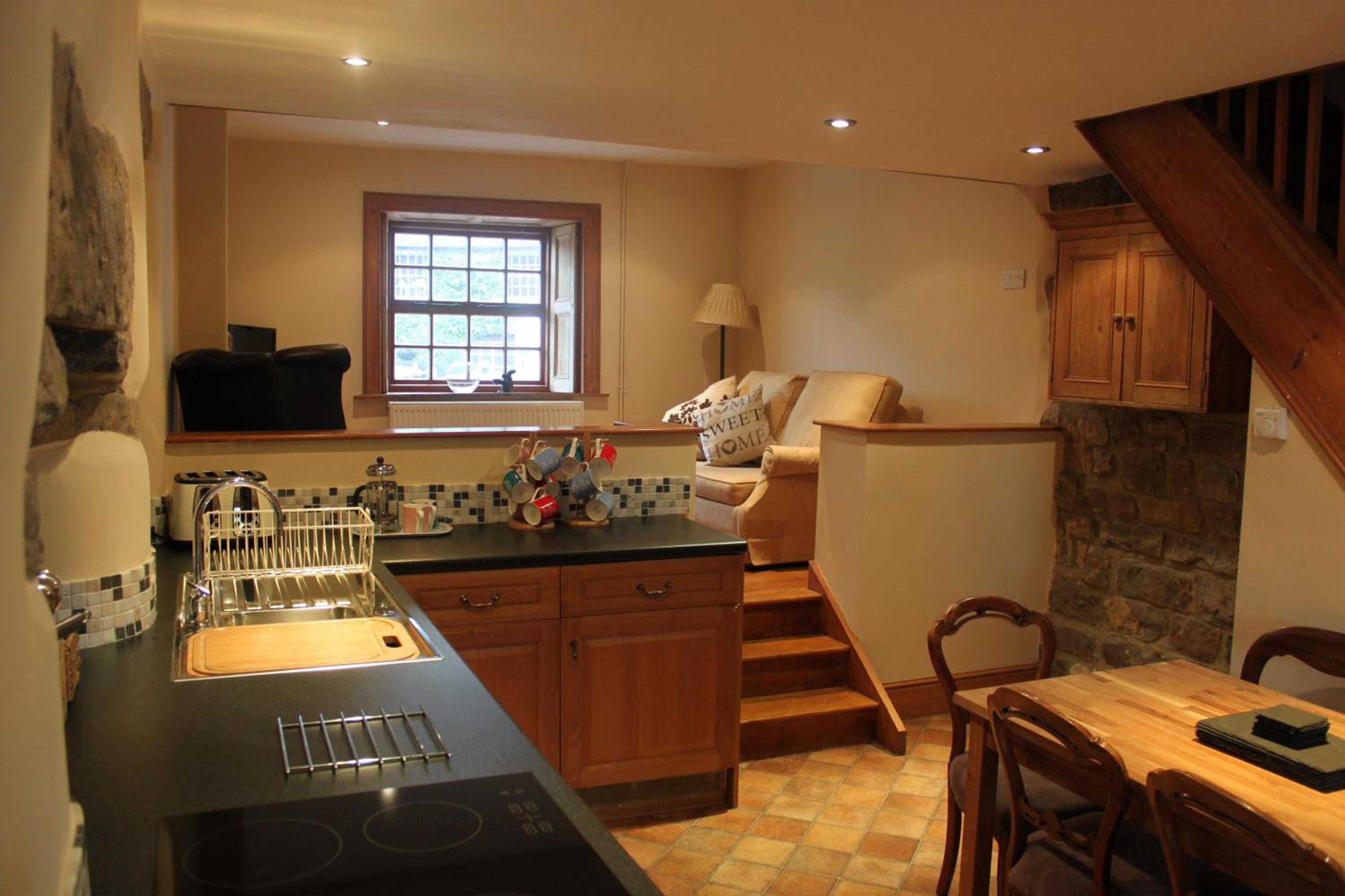 Two-Bedroom House photo 2