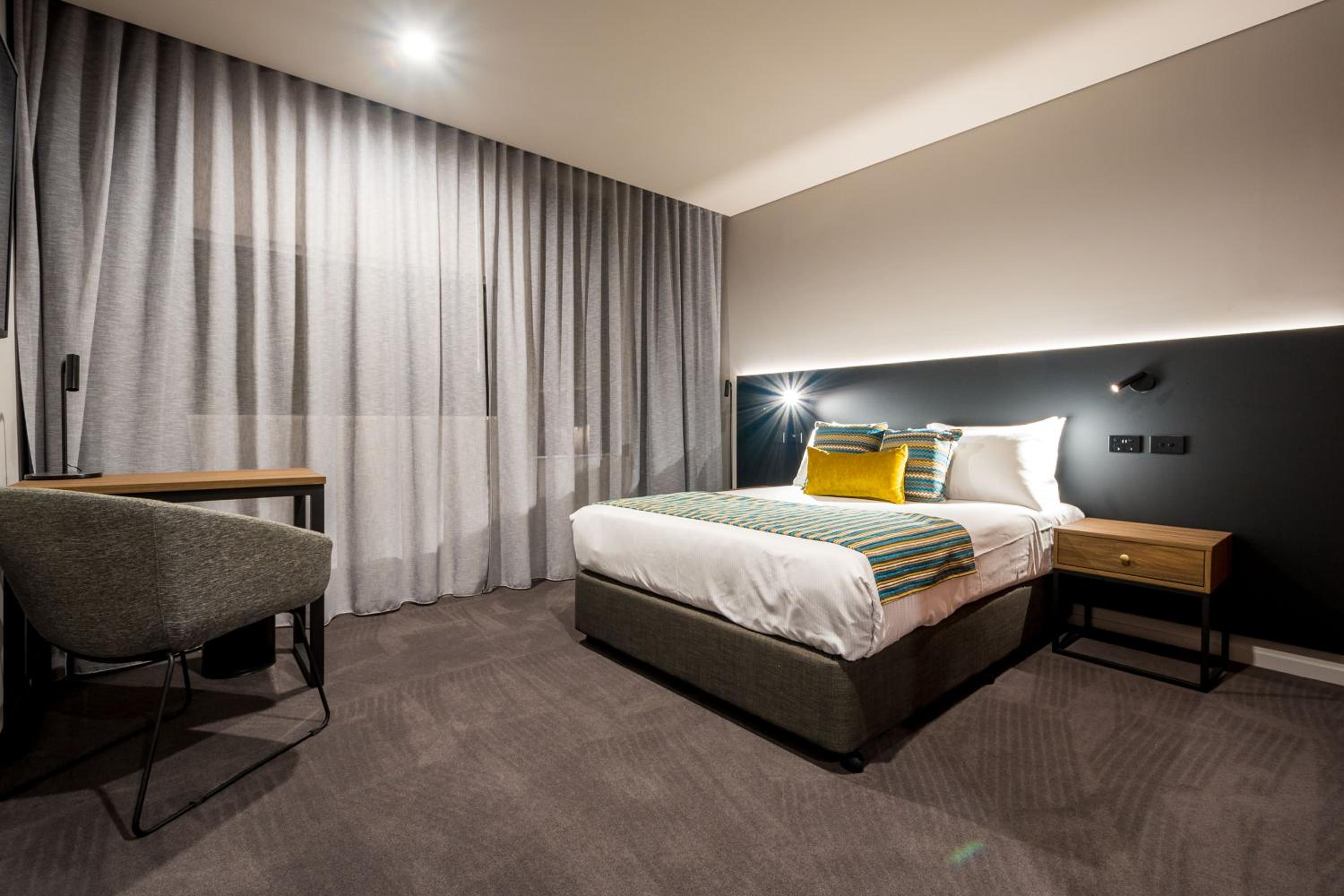 Double Room - Disability Access - Photo 3
