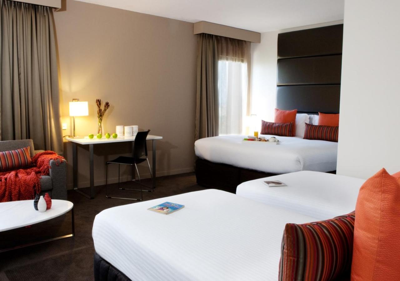 Family Room with One King Bed and Two Single Beds
