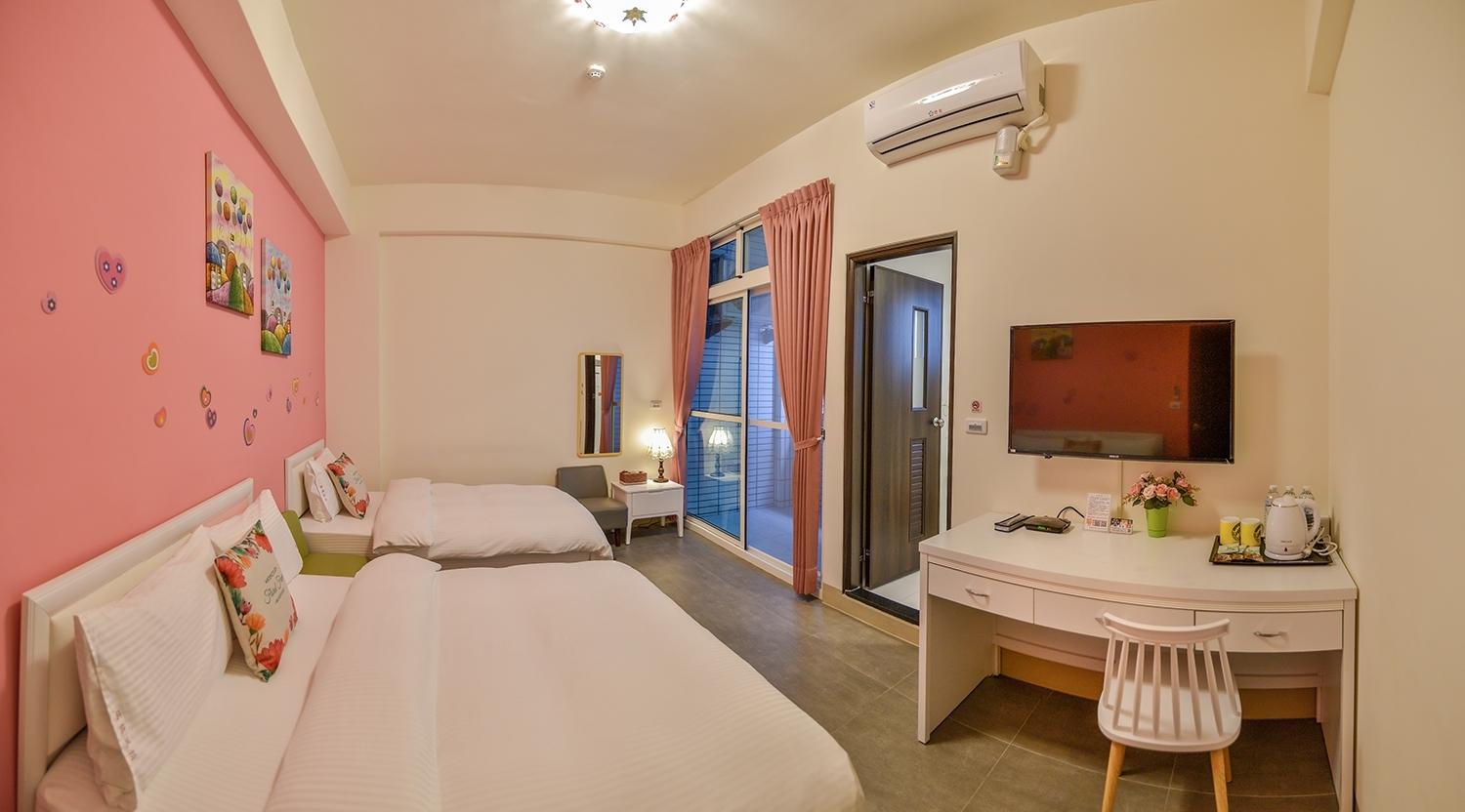 Triple Room with Balcony