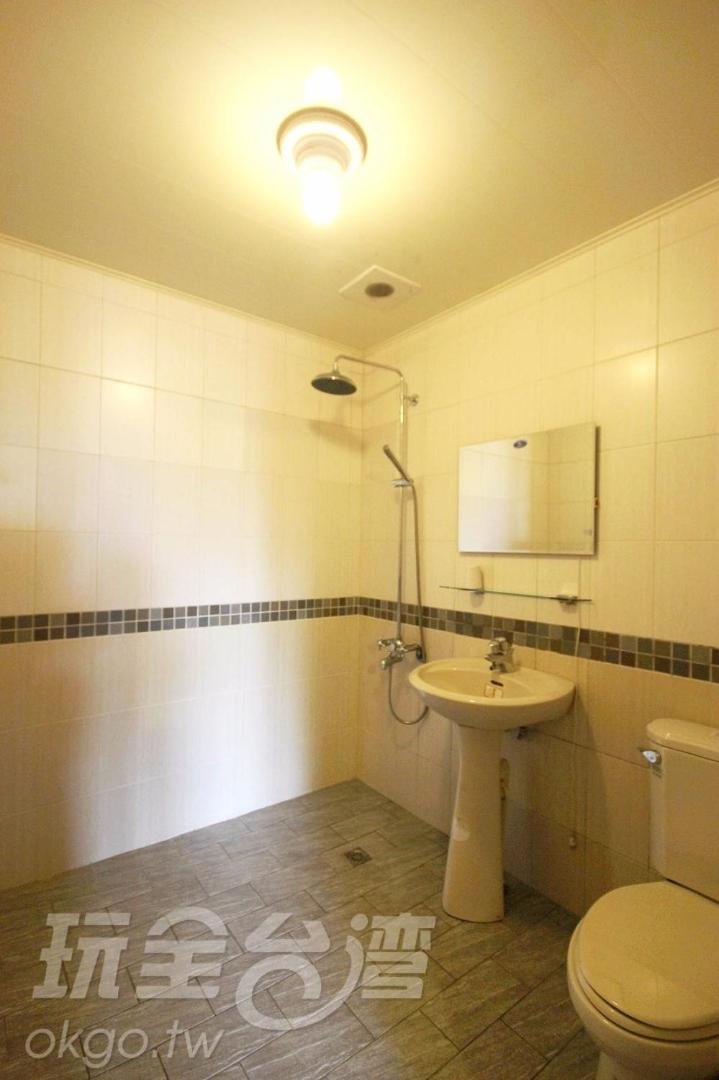 Standard Family Room(6 Adults) photo 3