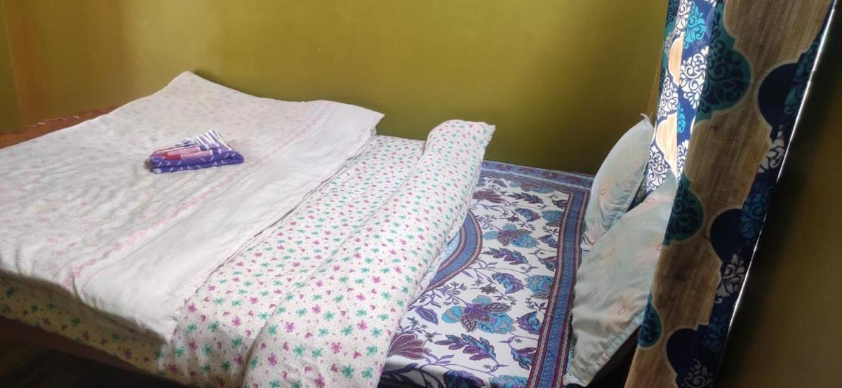 Budget Double Room photo 3