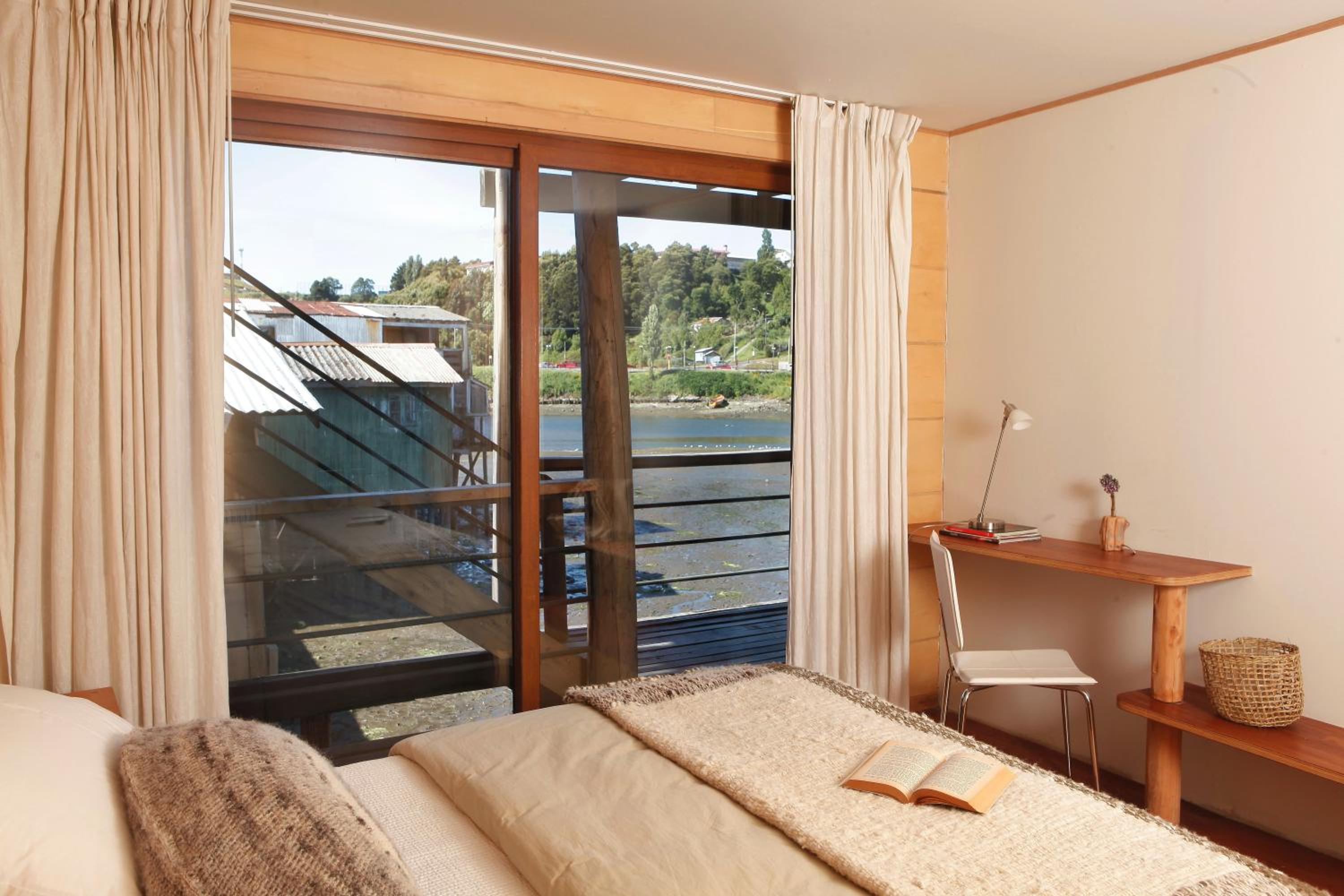 Double Room with Lateral View photo 2