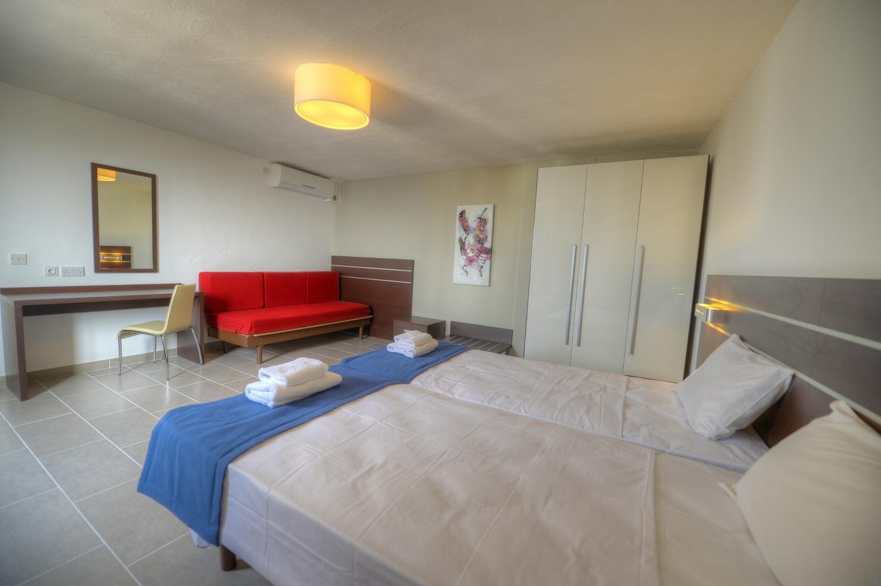Superior Family Apartment - Photo 5