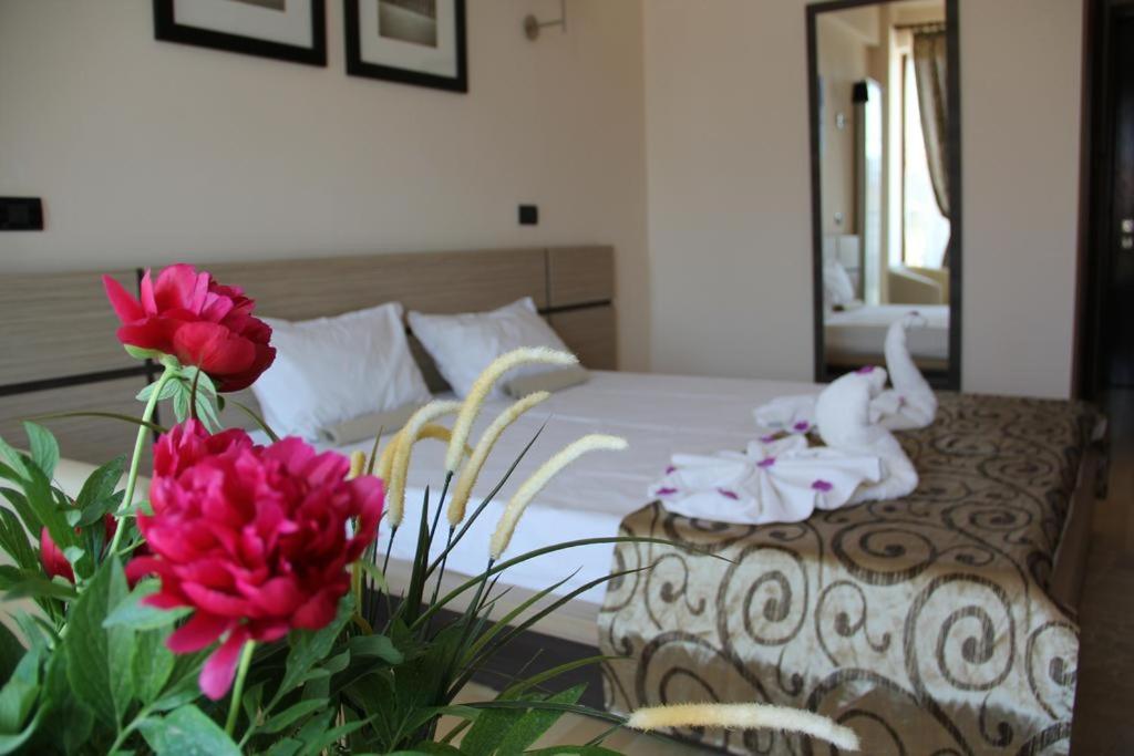 Budget Double Room photo 2