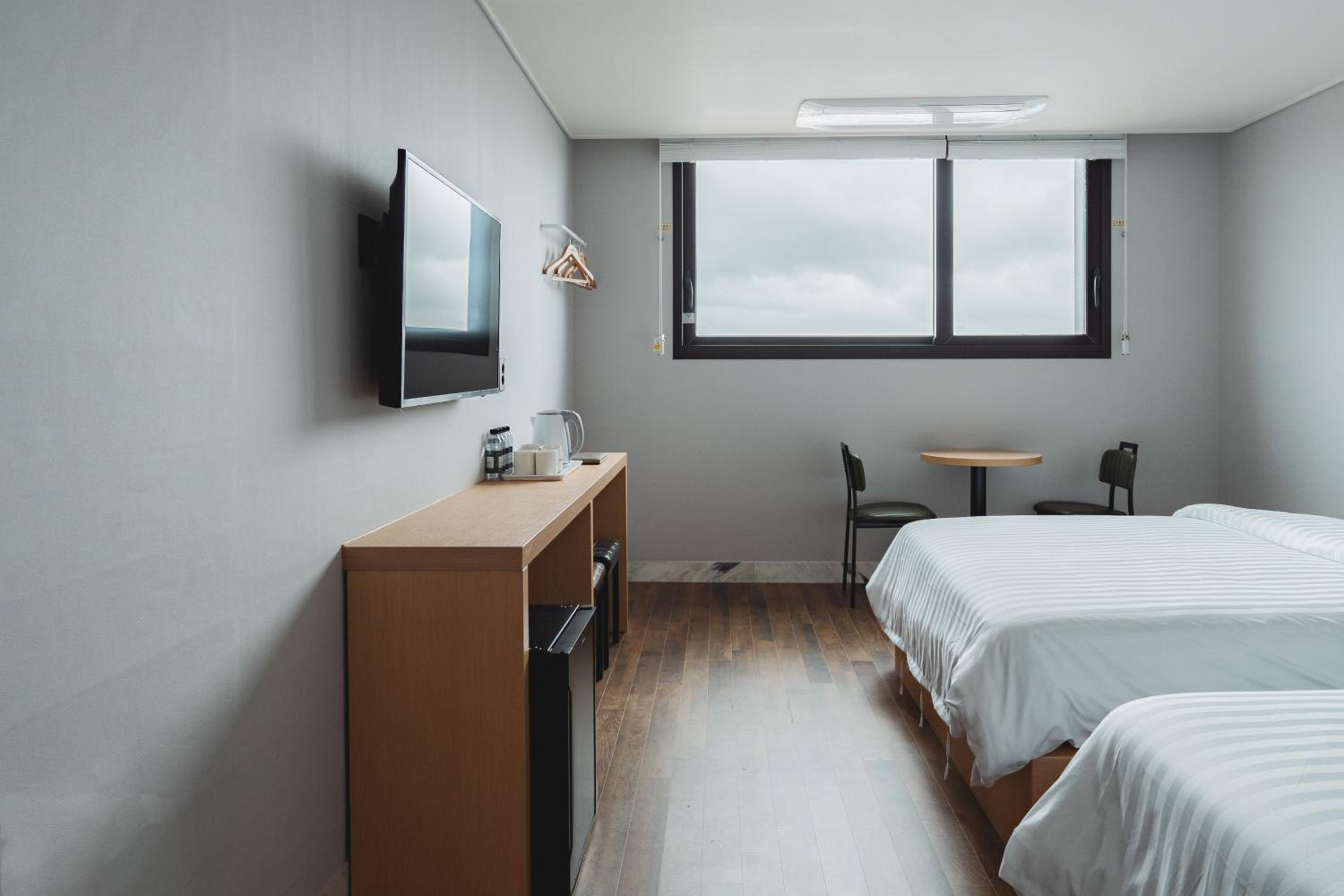 Double or Twin Room - Photo 2