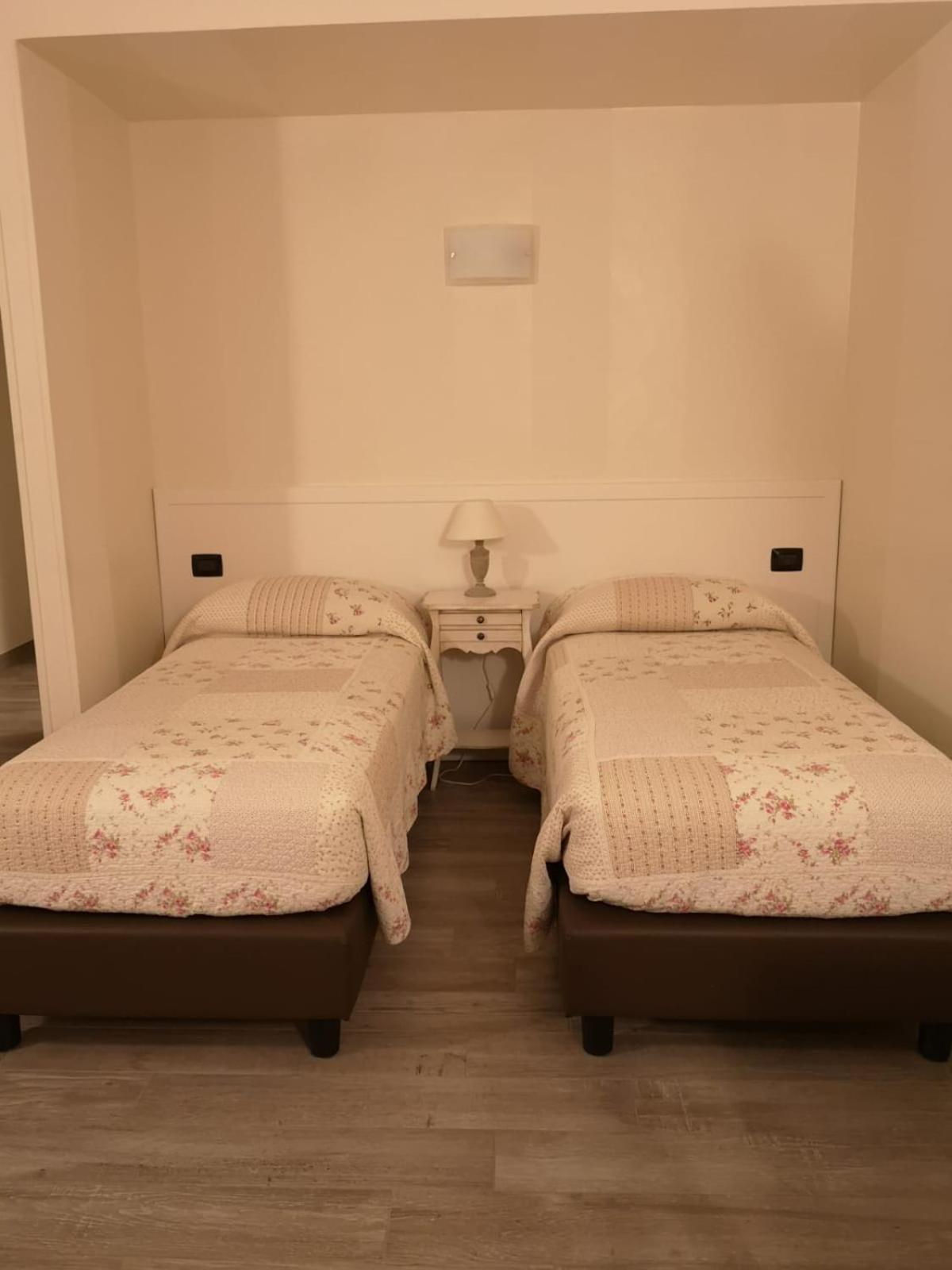 Triple Room with Private Bathroom photo 2