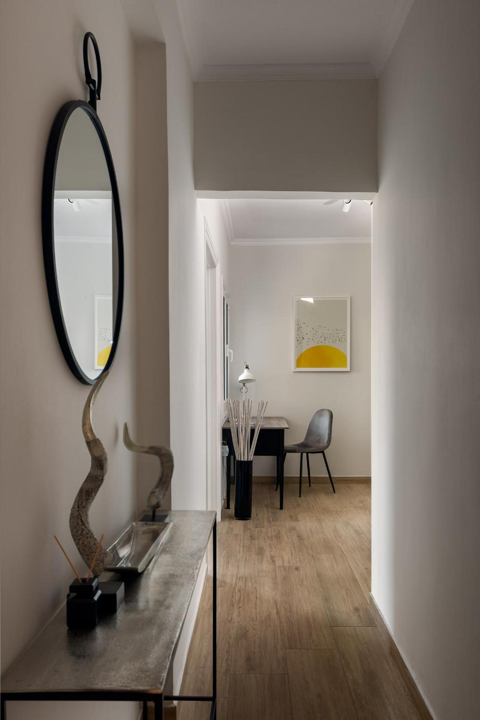Penthouse Apartment - Photo 17
