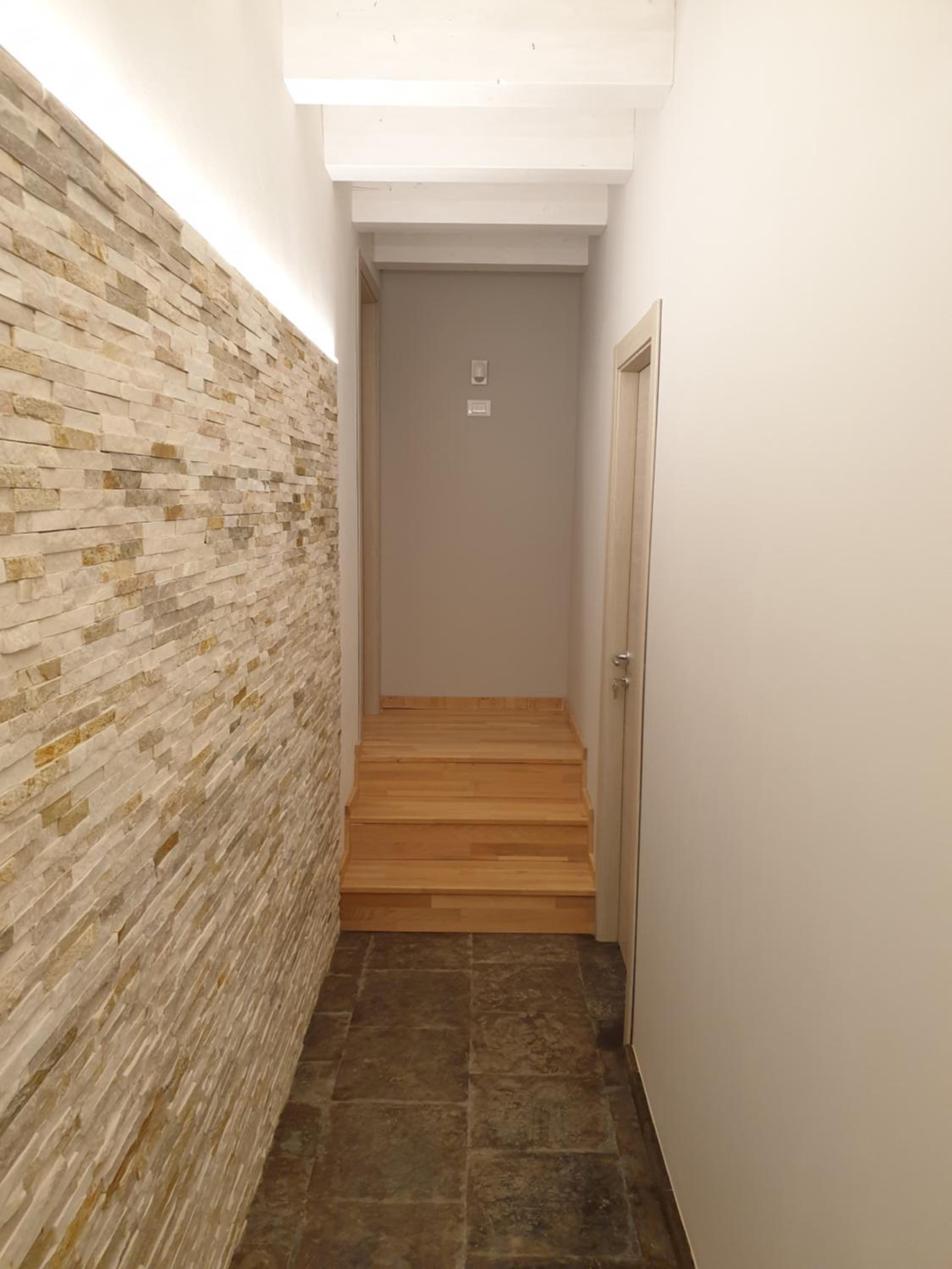 One-Bedroom Apartment - Photo 7