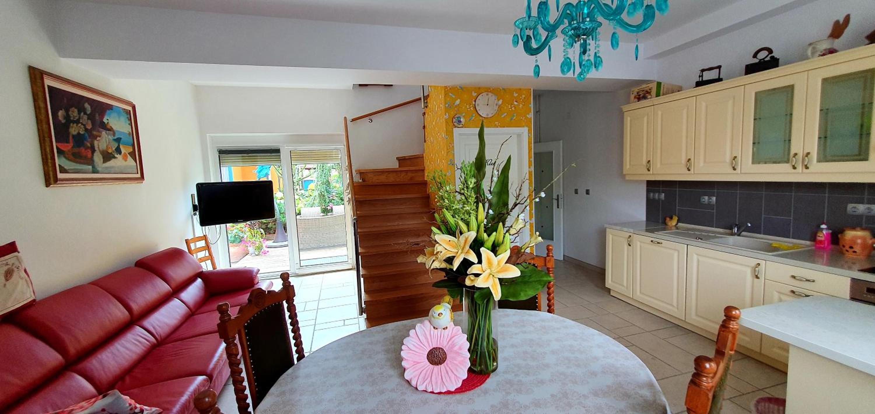 Two-Bedroom Apartment - Photo 14