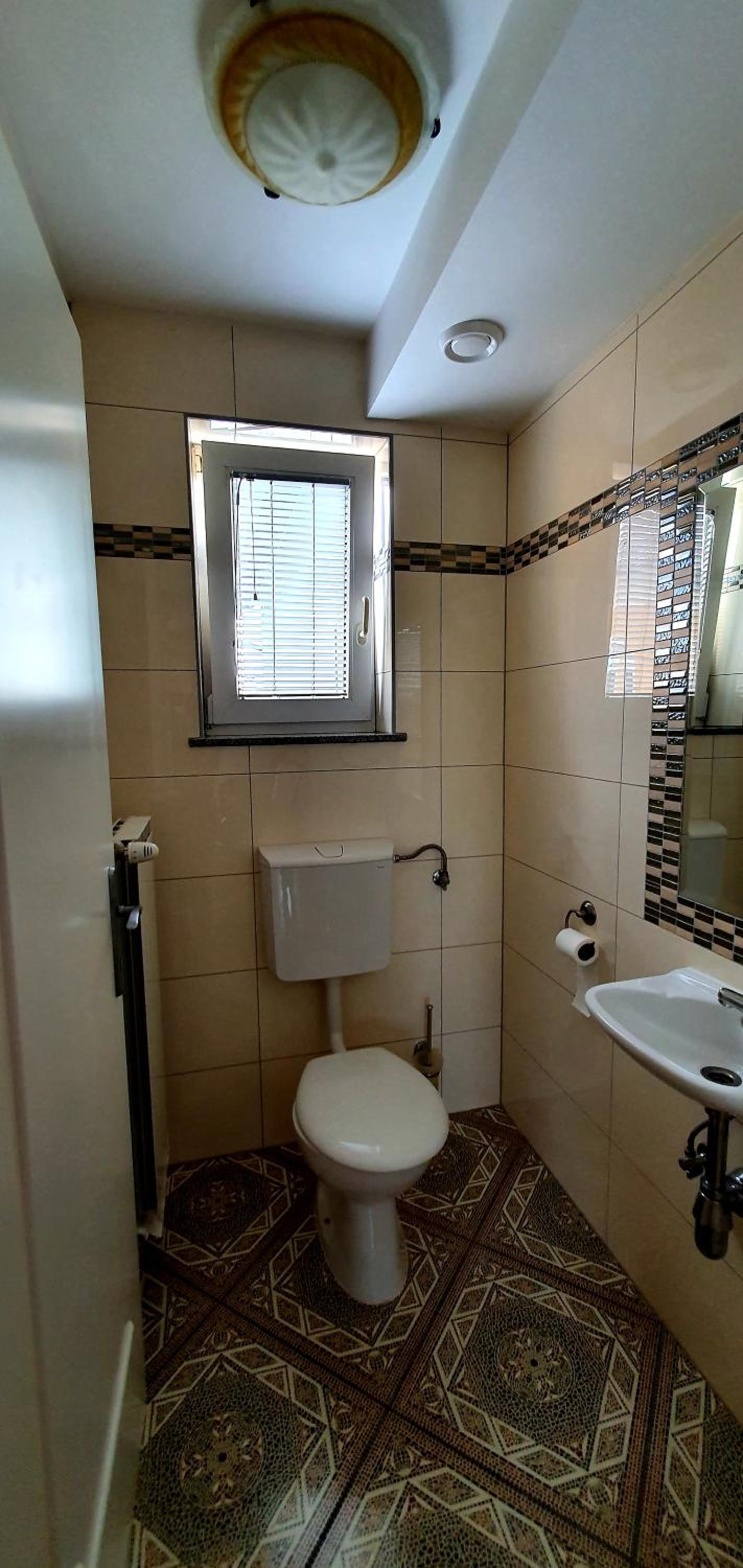 Two-Bedroom Apartment - Photo 9