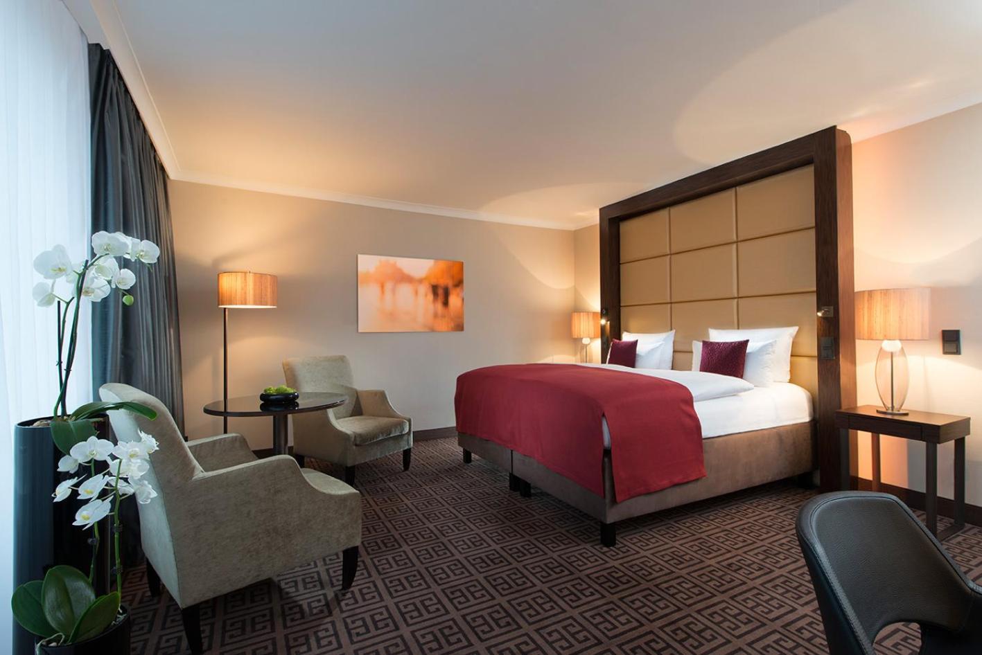 Business Deluxe Double Room