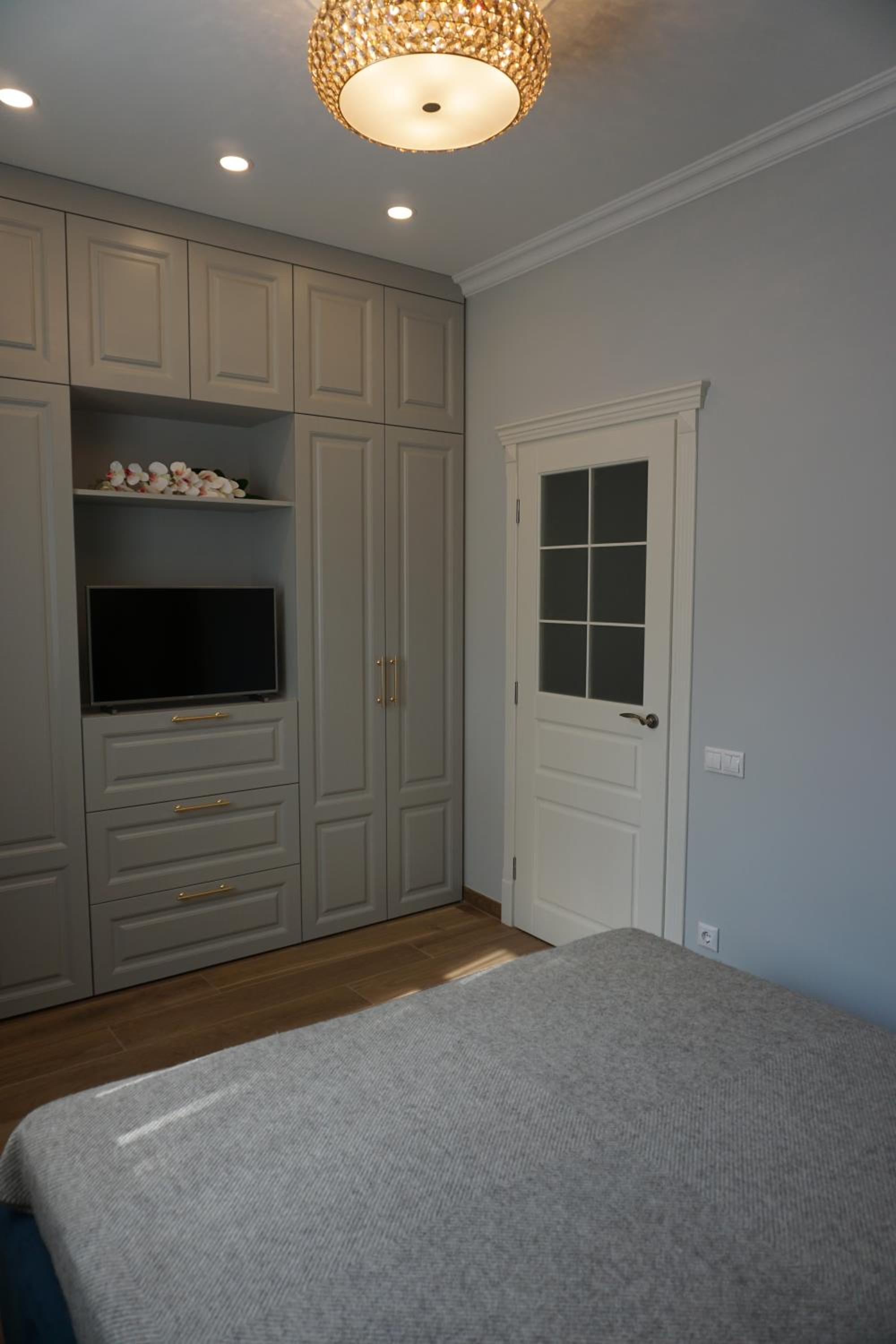 One-Bedroom Apartment - Photo 16